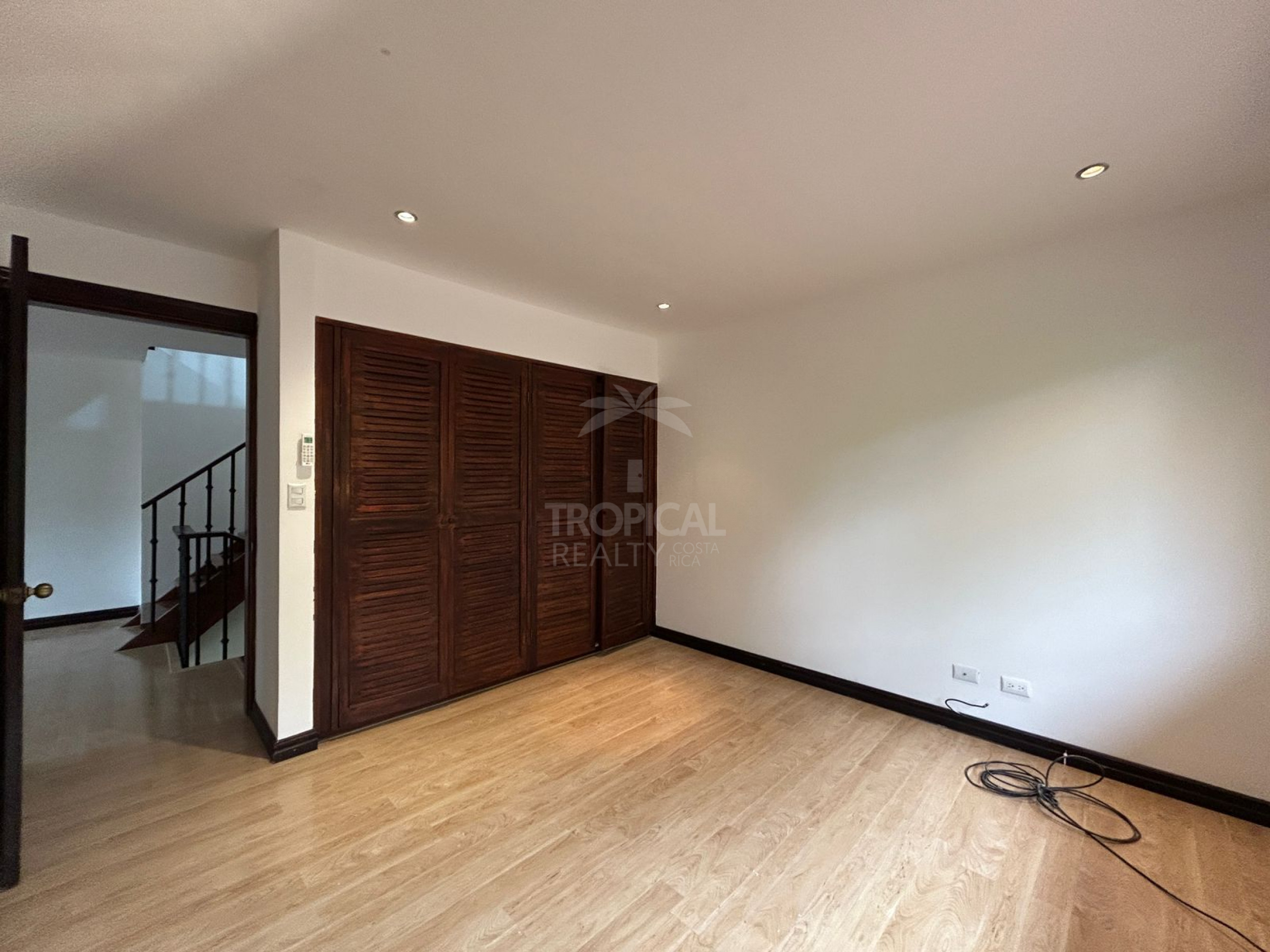 House for Sale in Escazú Gated Community Near World Gym – 3 Bedrooms, Office & Private Garden