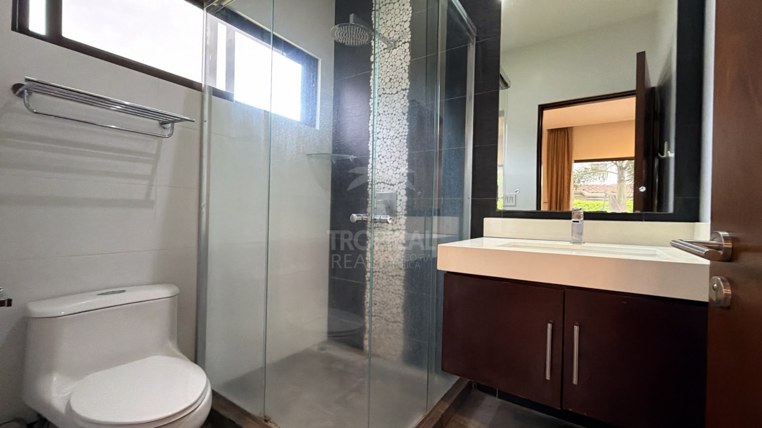 Luxury Living at Lomas del Valle Condominium