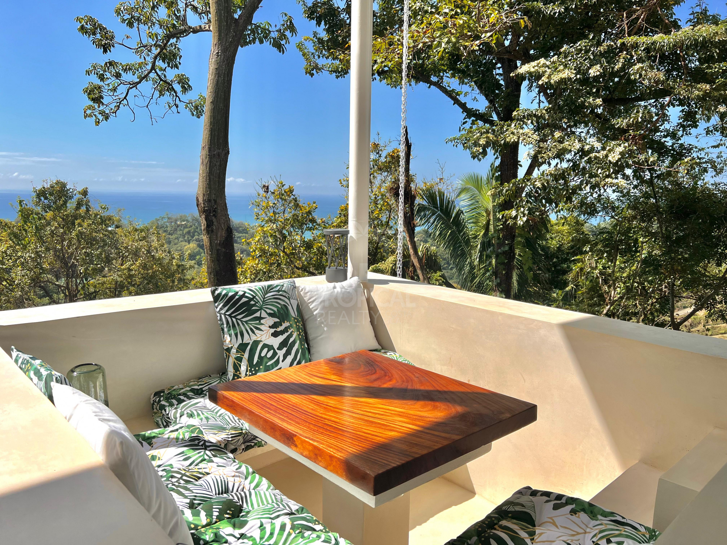 Luxury Ocean View Villa with Guest House – Santa Teresa