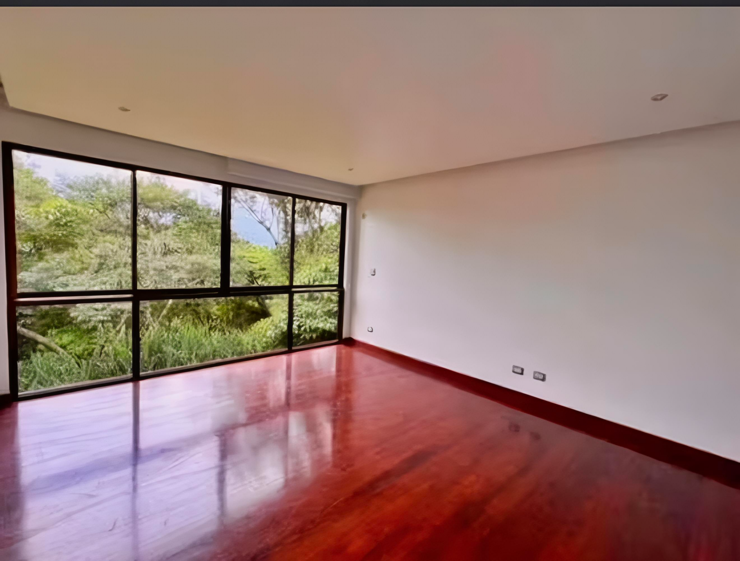 Exclusive Mountain Home in a High-End Private Gated Community – Santa Ana