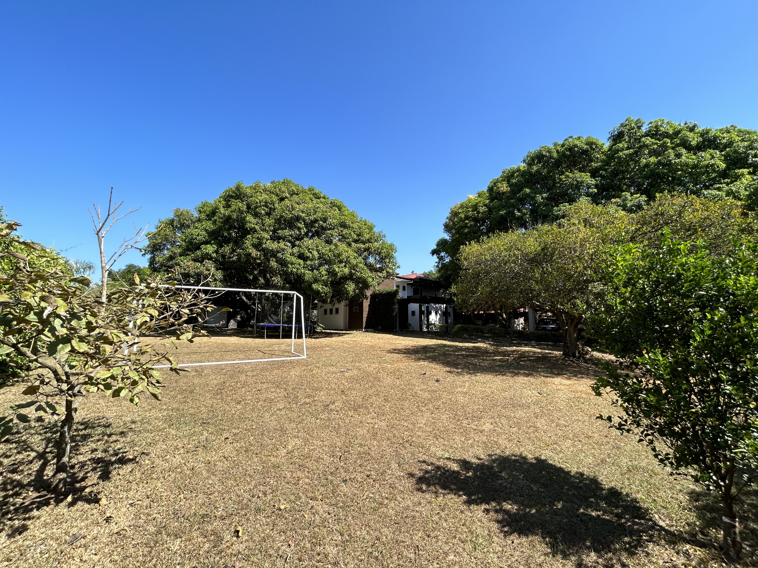 Experience Paradise: Your Dream Home Awaits in a Serene Oasis Garita Alajuela
