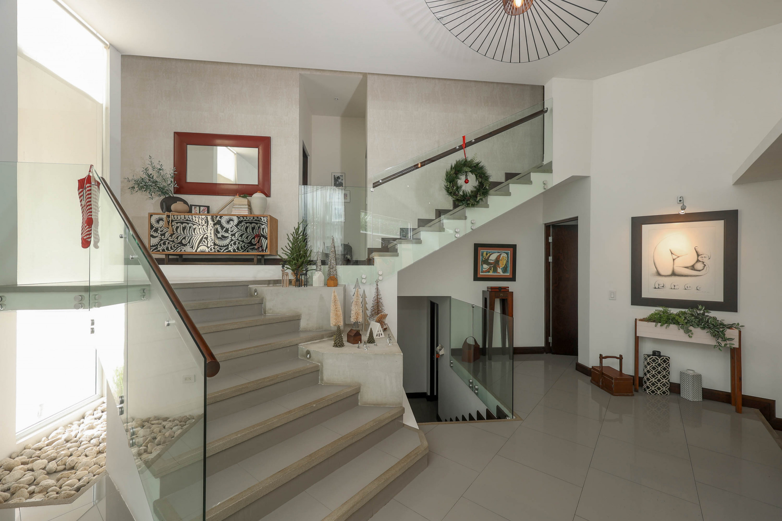 Exclusive Contemporary Home with Forest Views in Cerro Colón