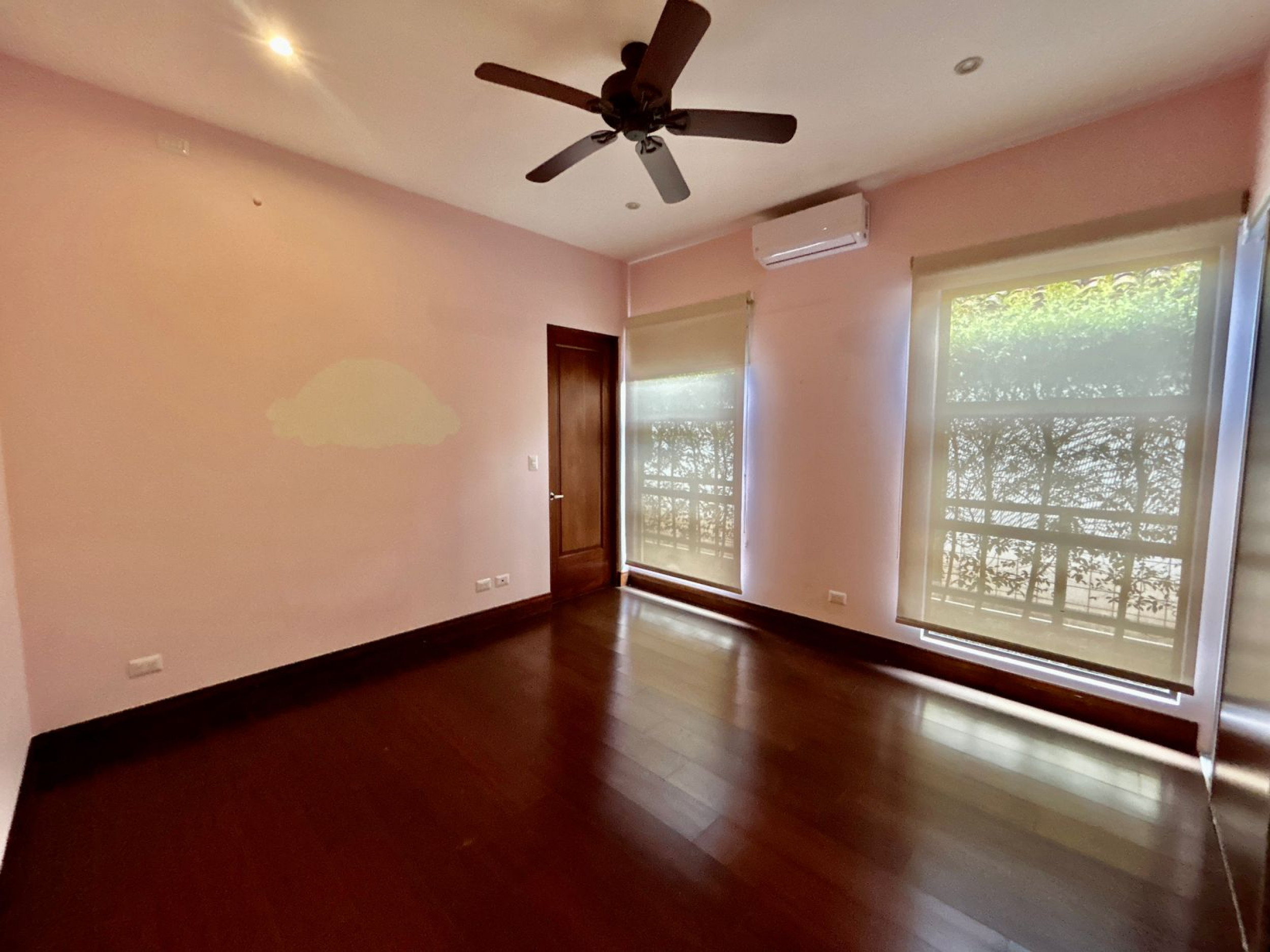 Charming Condo Home in Lindora, Santa Ana SOLD
