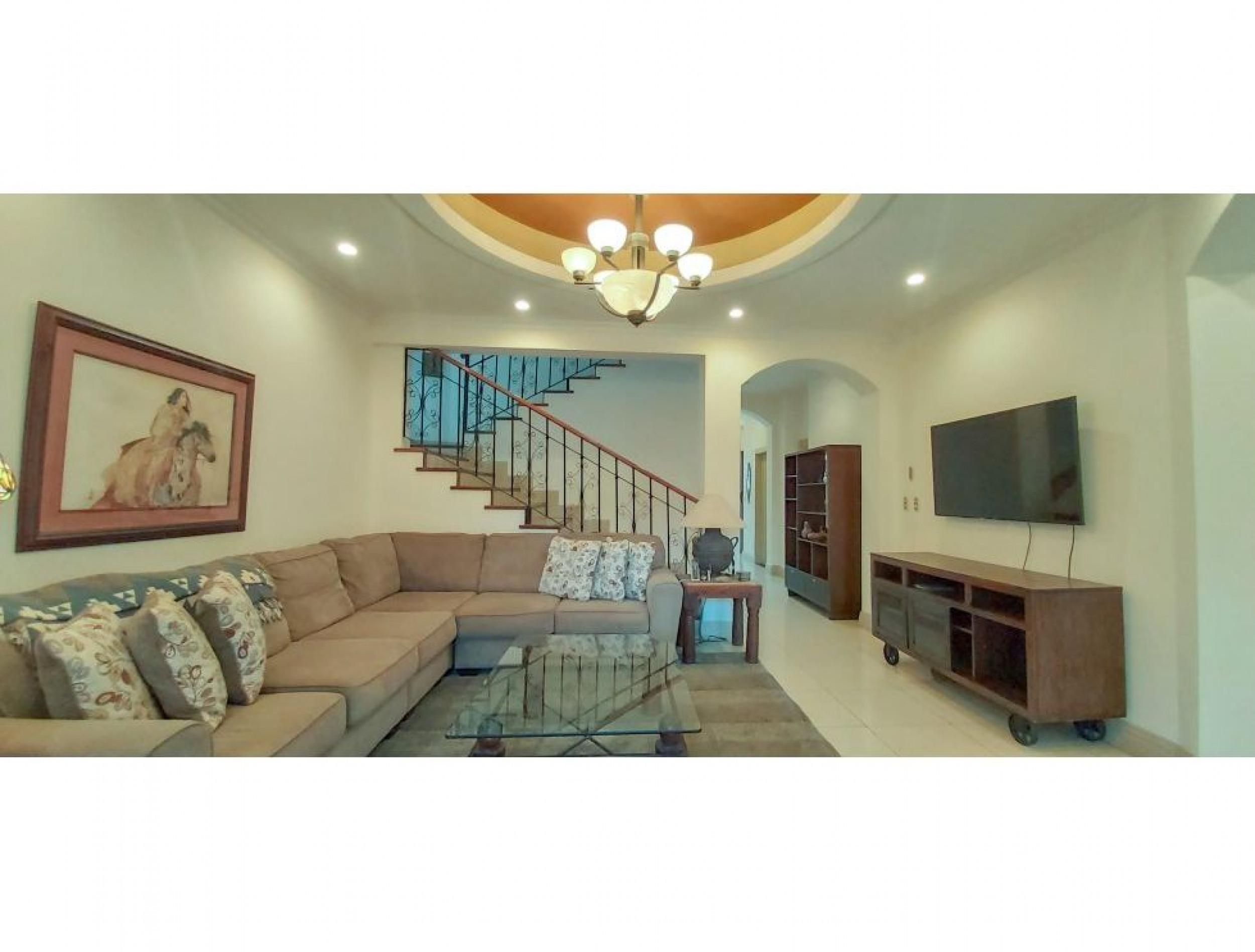 Charming Independent Residence available for Sale, Valle del Sol