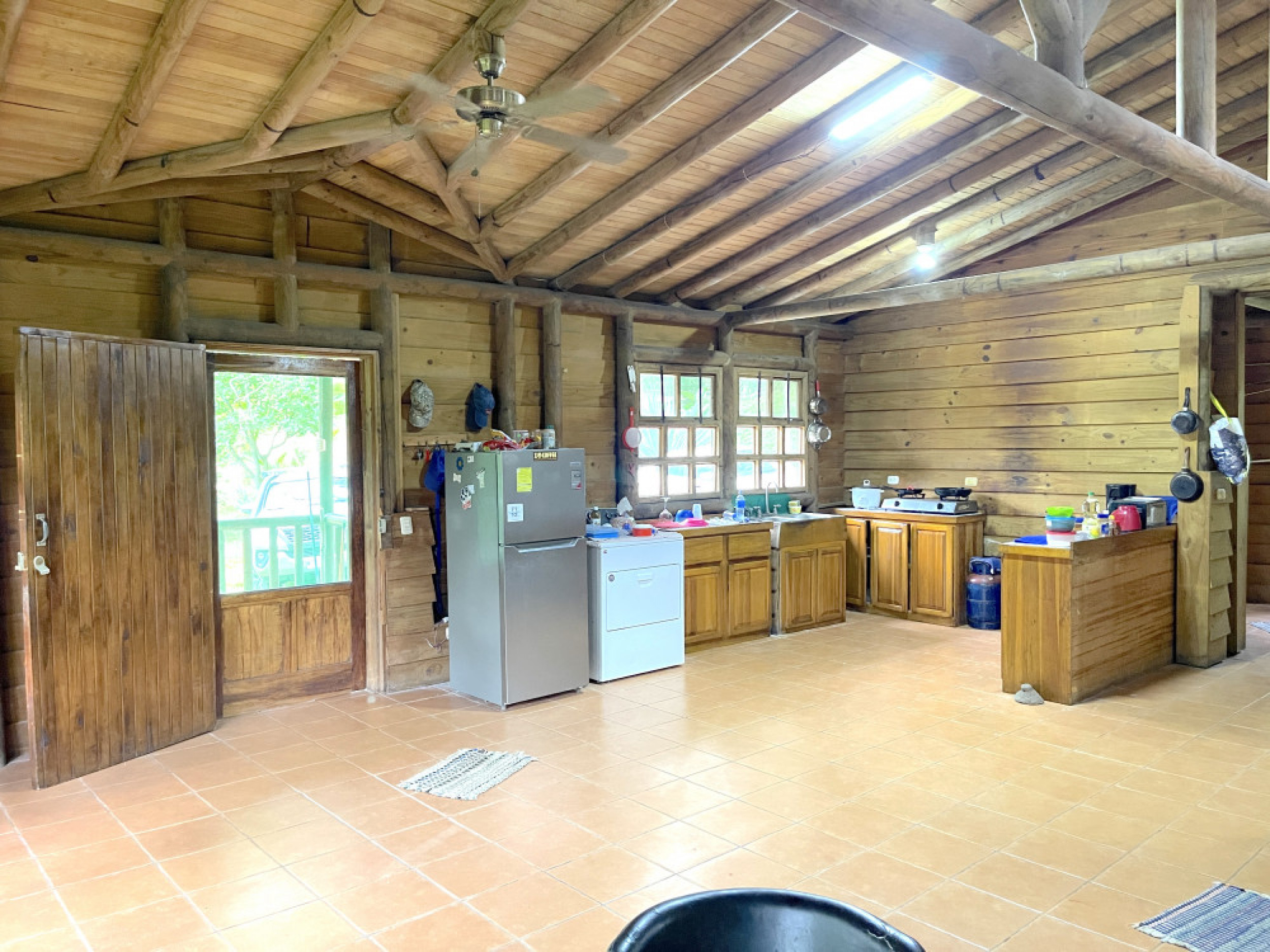 Dreamy Natural Retreat with Private River and Fruit Trees – Turrúcares, Costa Rica