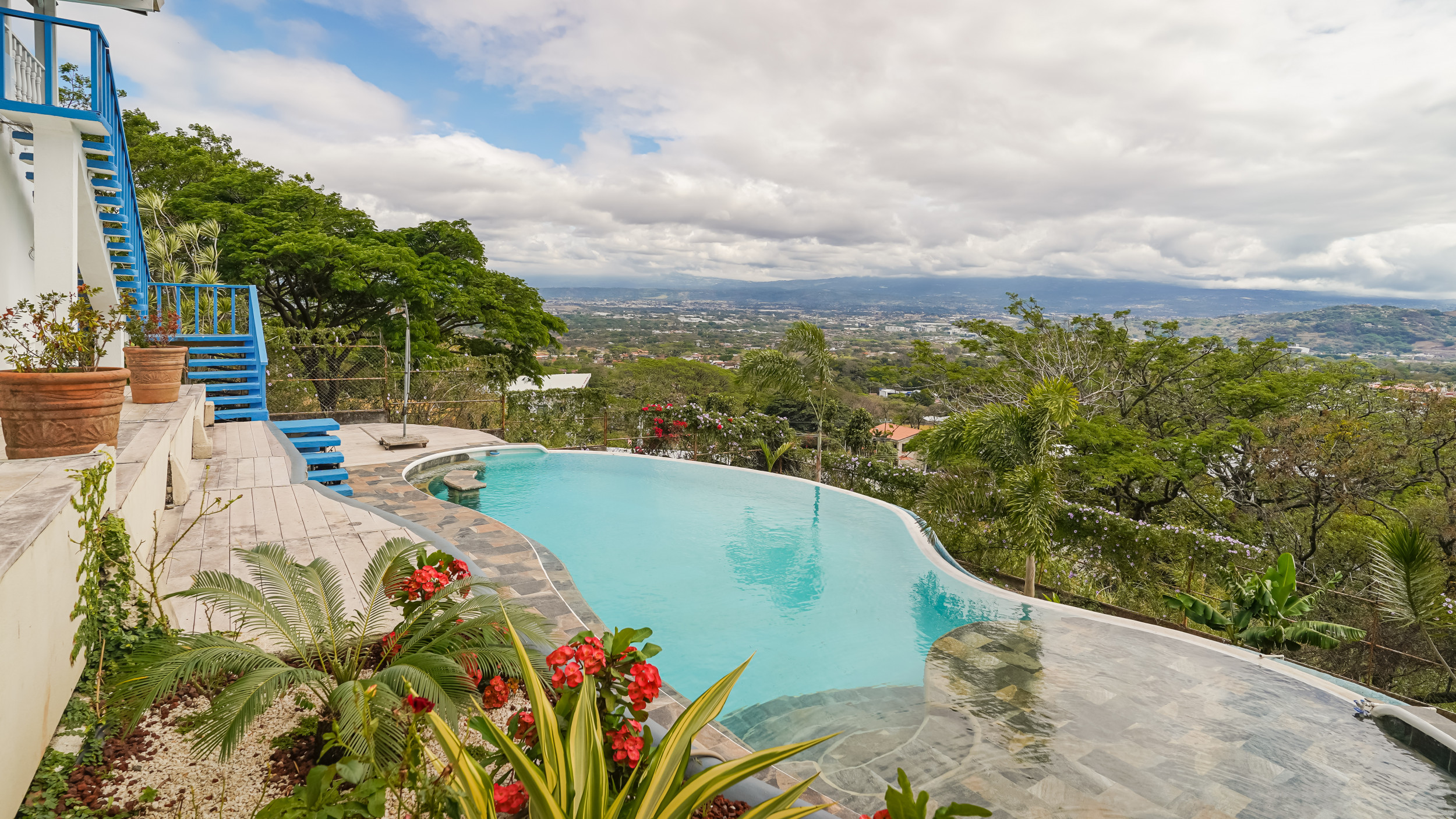 Piedades, Santa Ana, house for rent or sale, with pool