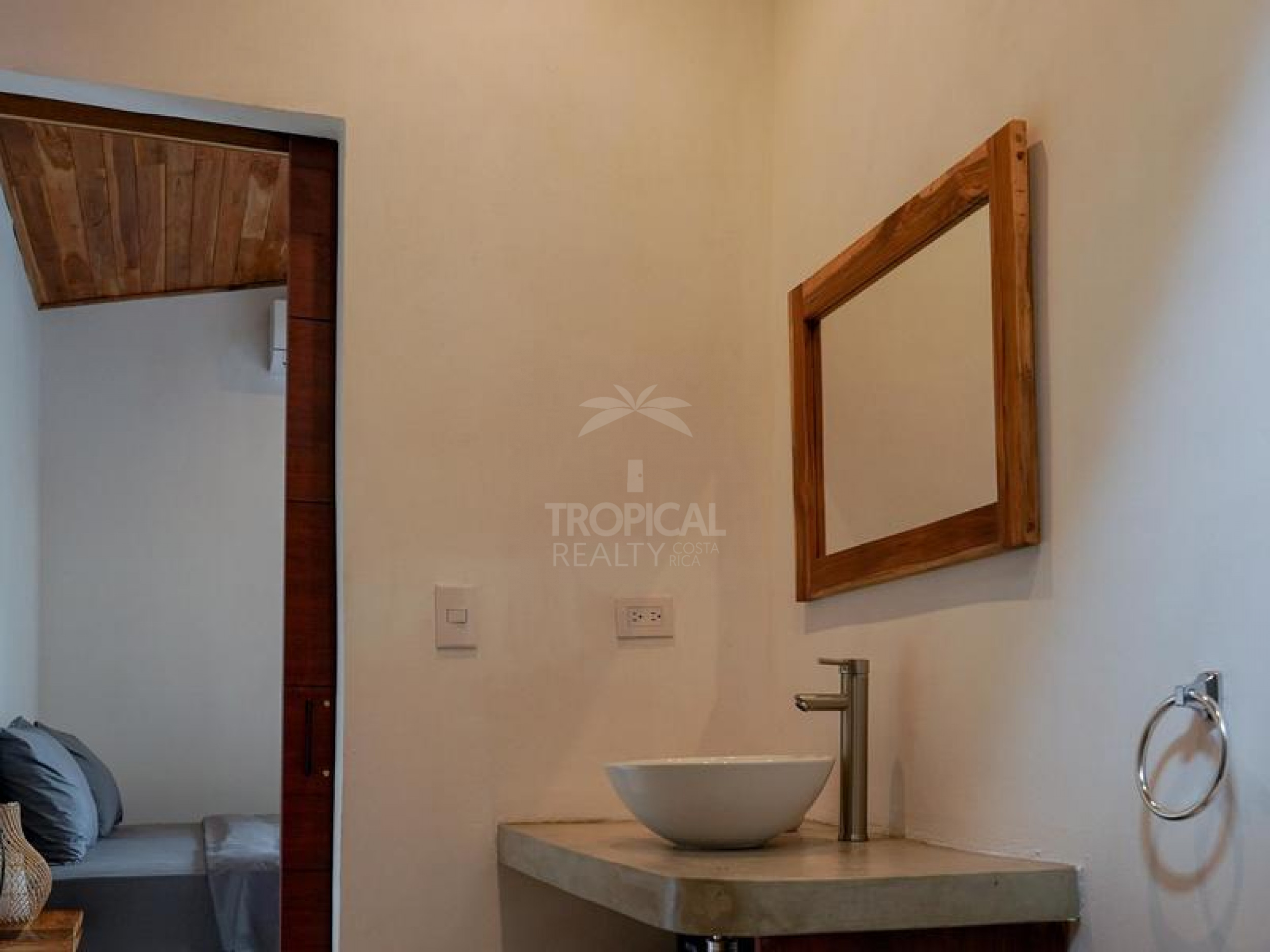 Elevated Jungle Retreat in Playa Hermosa – Santa Teresa, Costa Rica