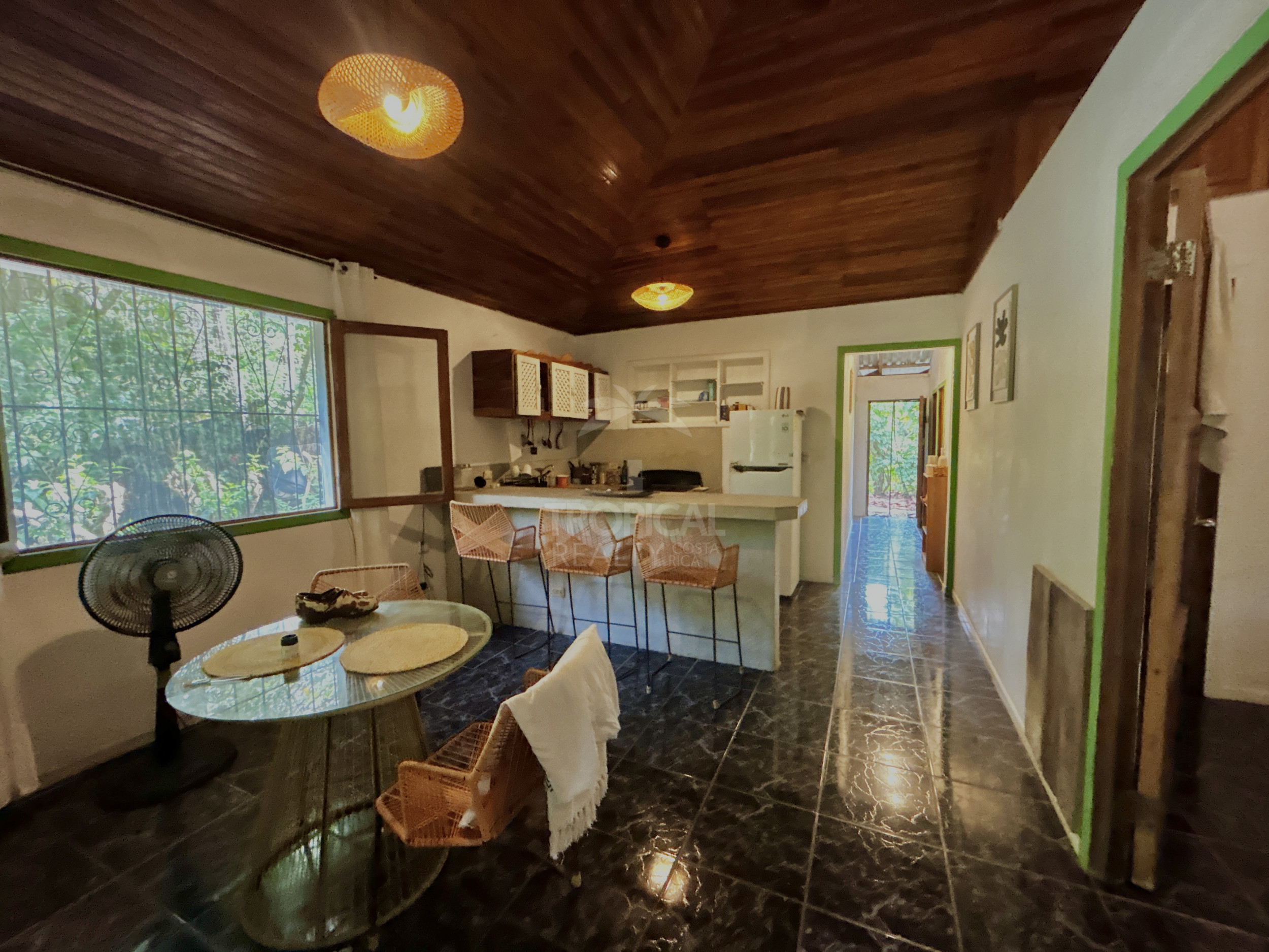 Long-Term Rental Home in Malpaís – Walking Distance to the Beach & 8 Minutes from Santa Teresa