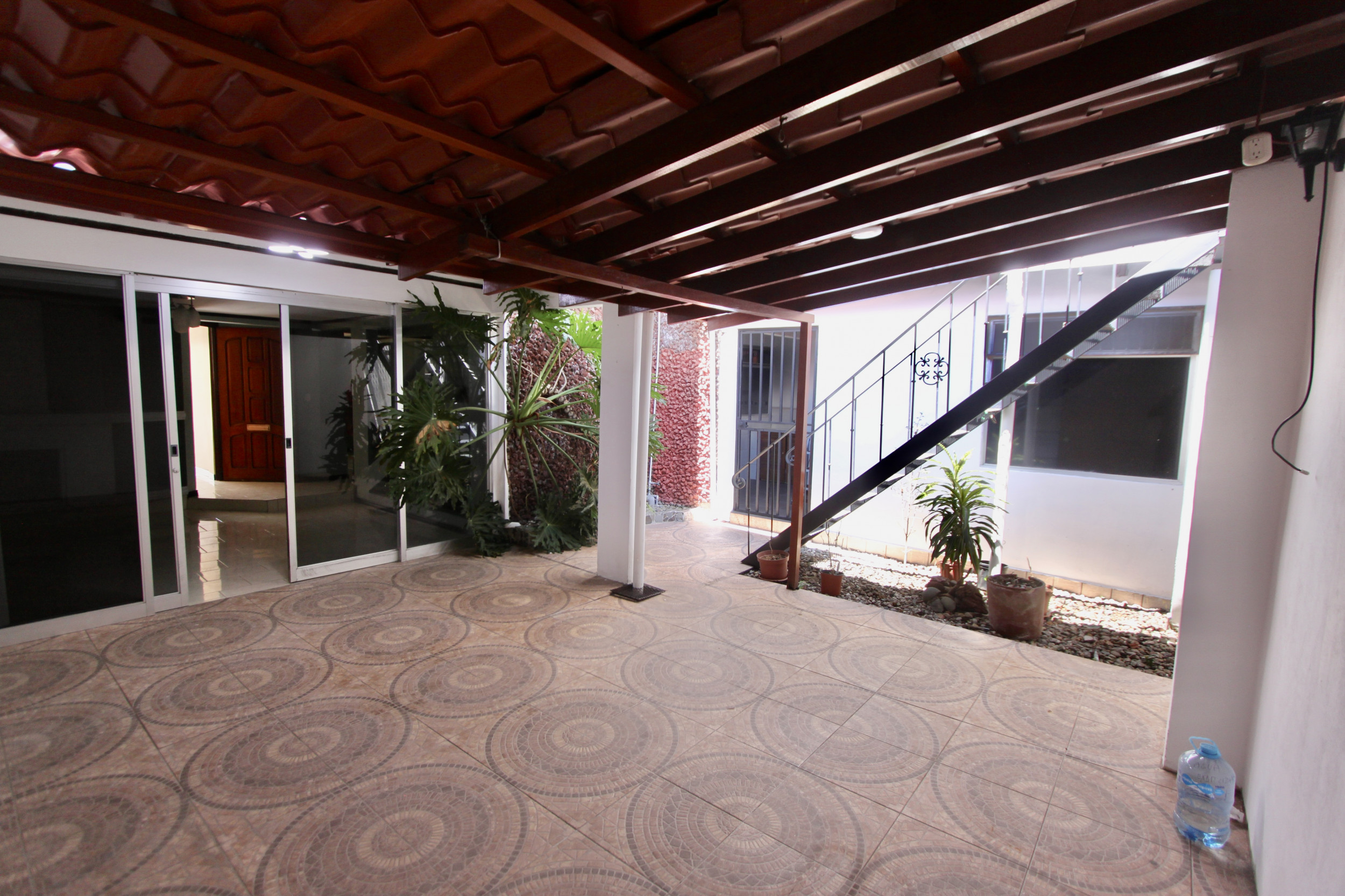 House for Sale in Gated Residential Community in Uruca SOLD