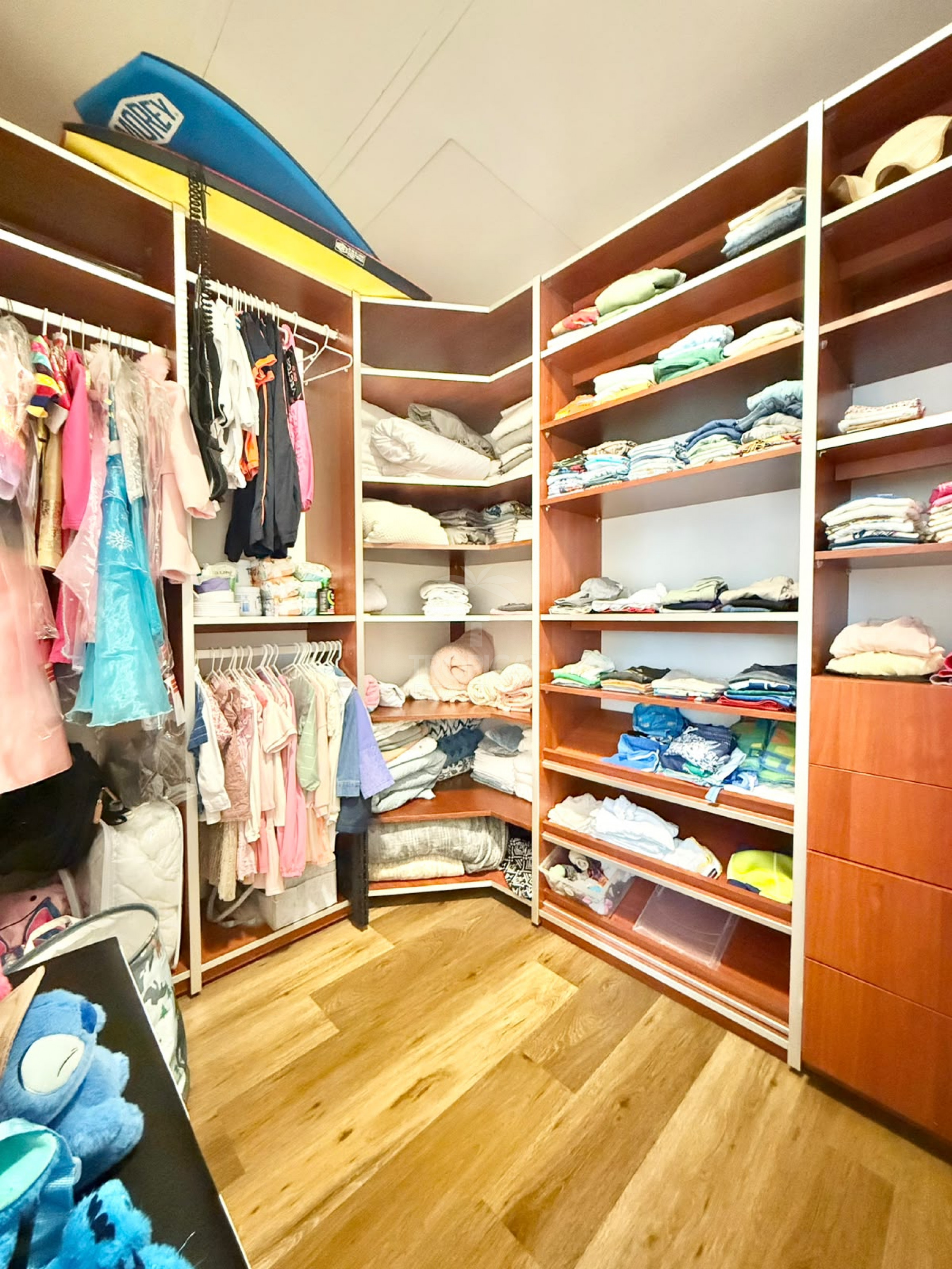 Luxurious Condo for Sale in Central Park Escazú – 3 Bedrooms, Premium Location, and Exclusive Lifestyle