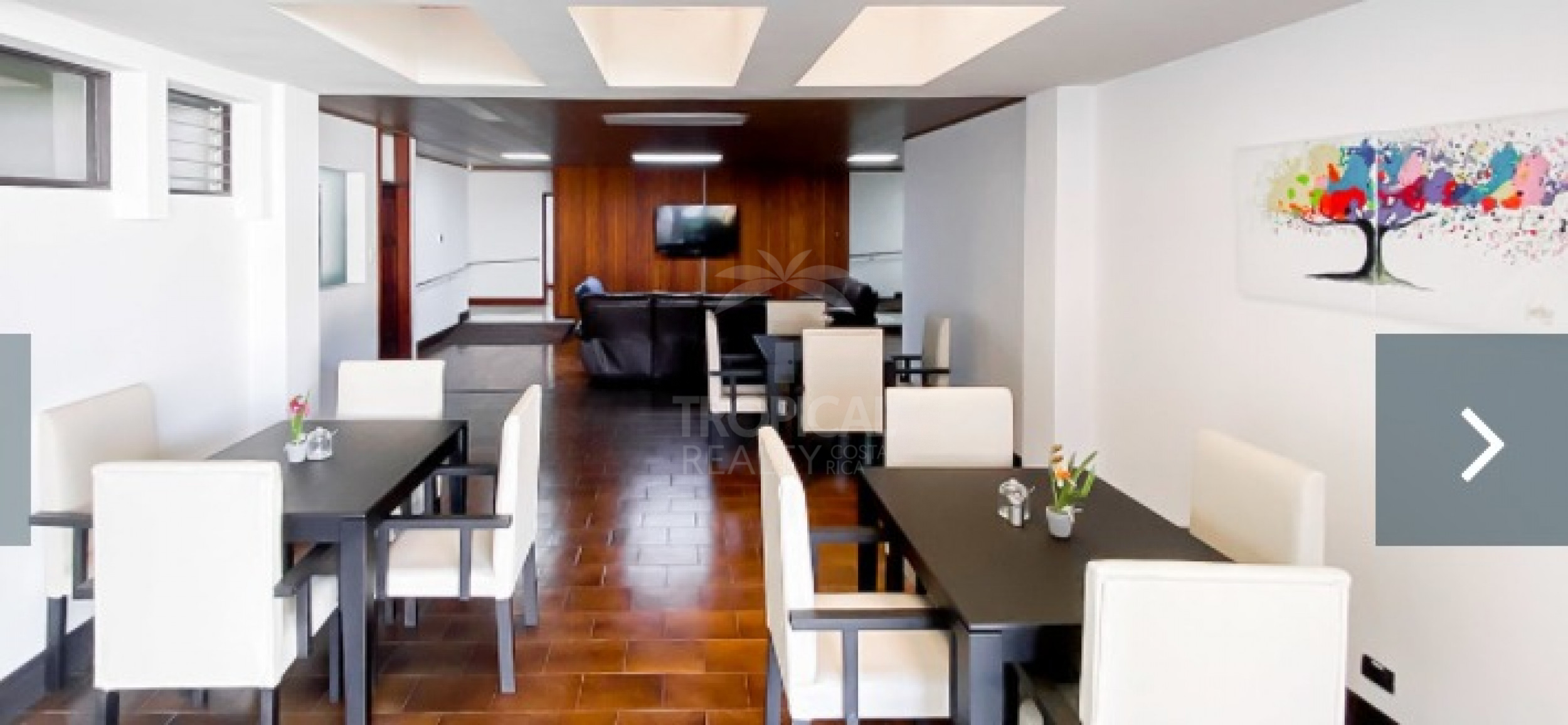 Building for Rent in Barrio Dent, San Pedro – Ideal for Offices or Corporate Headquarters