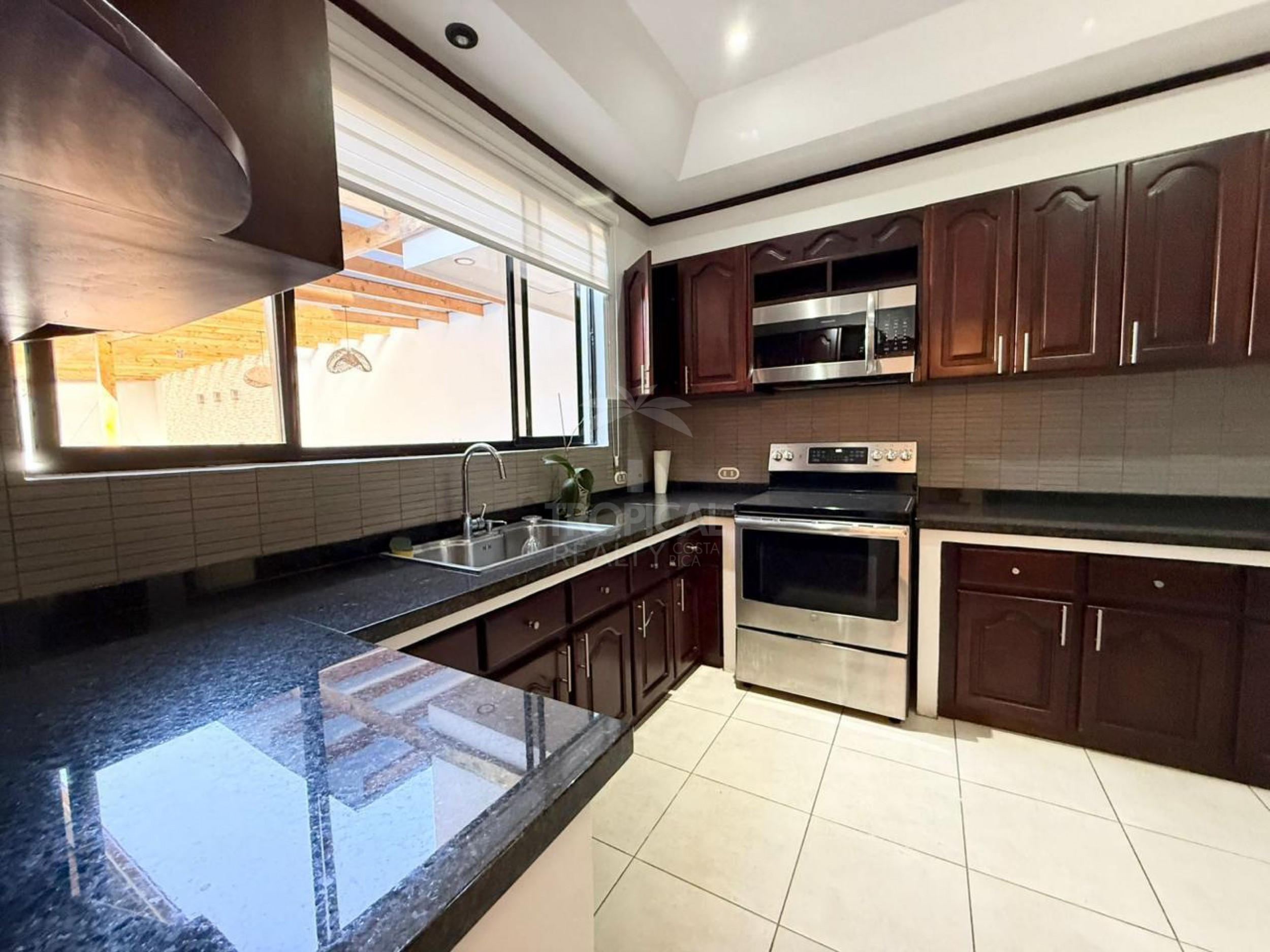 Independent Home for Sale  – Los Laureles, Escazú