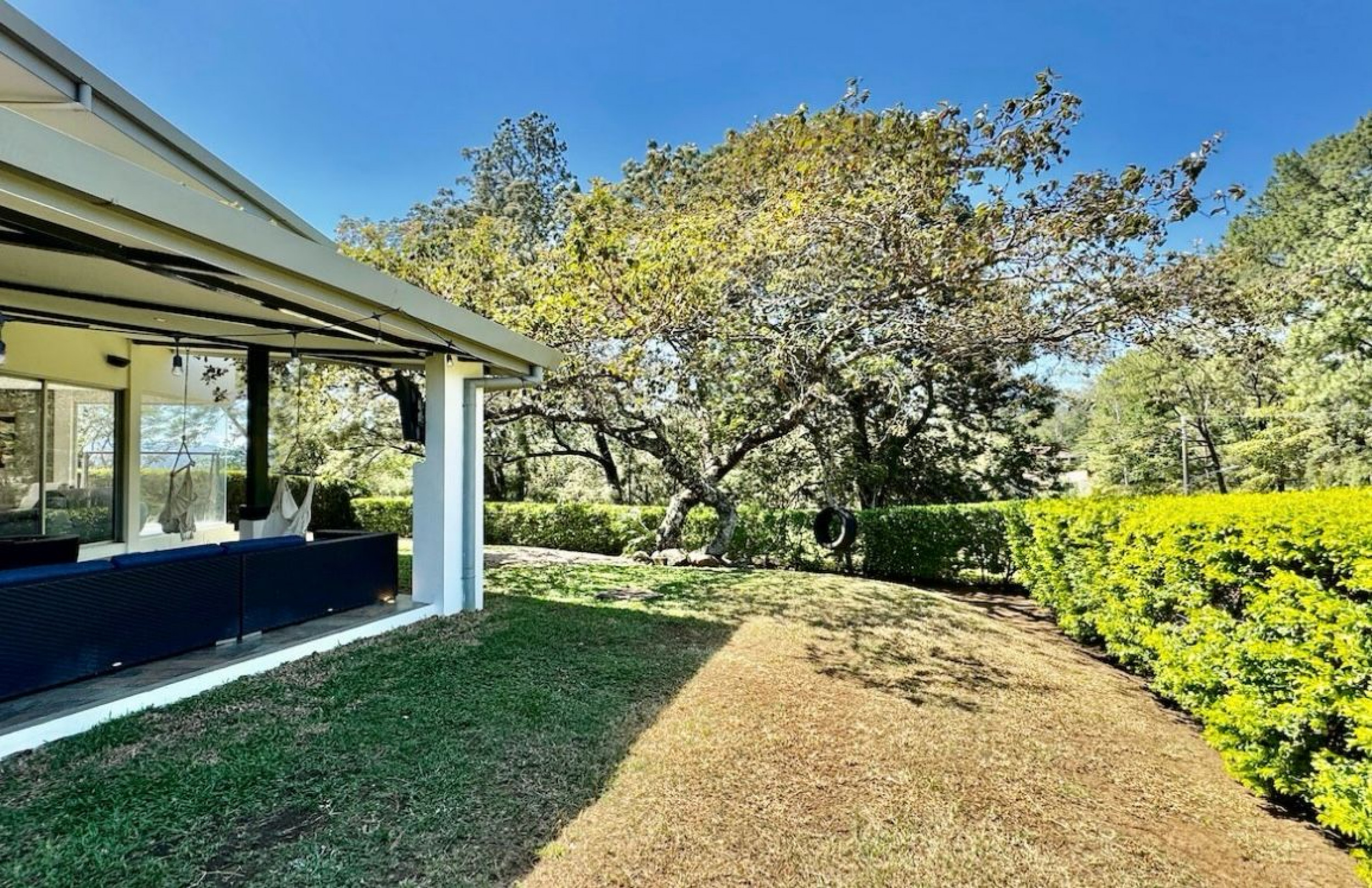 Charming two-story residence in Los Reyes La Guacima SOLD