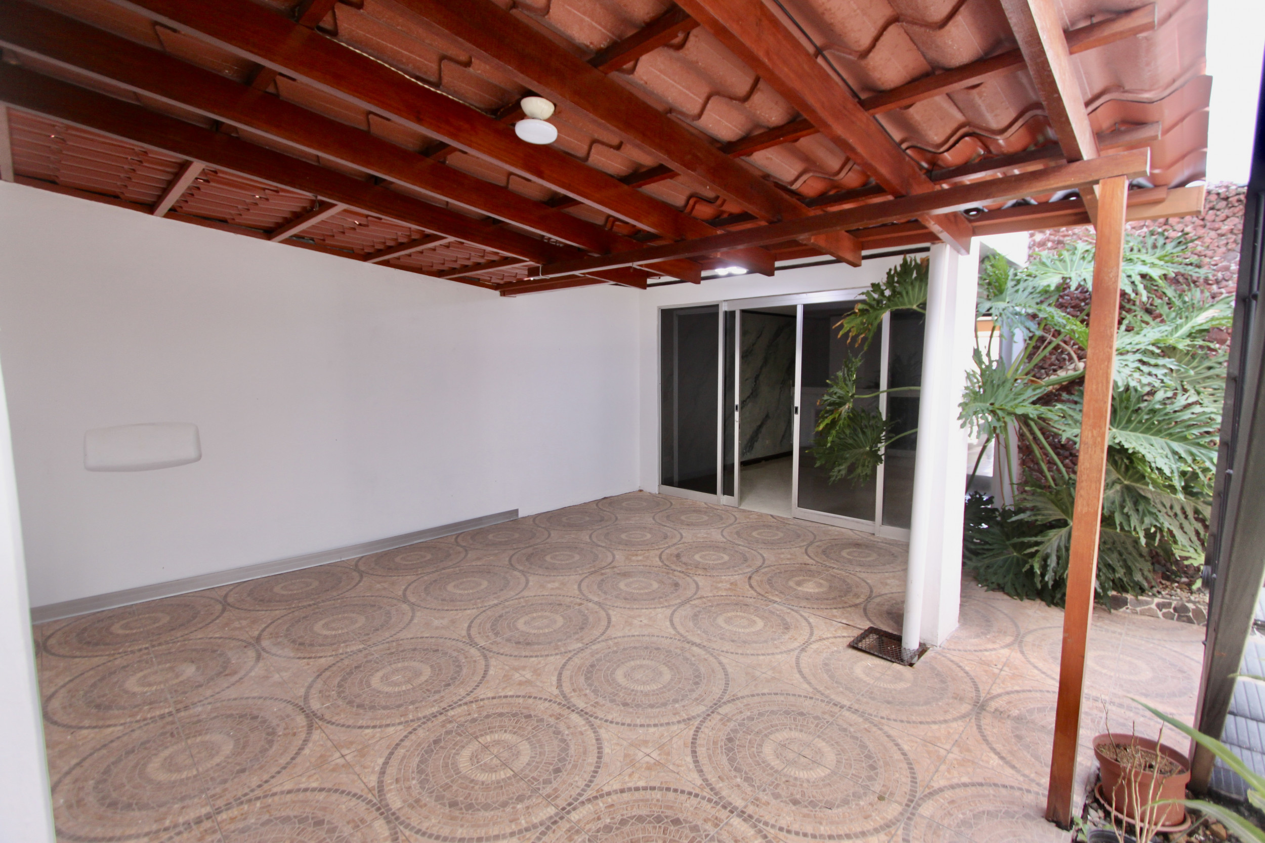 House for Sale in Gated Residential Community in Uruca SOLD