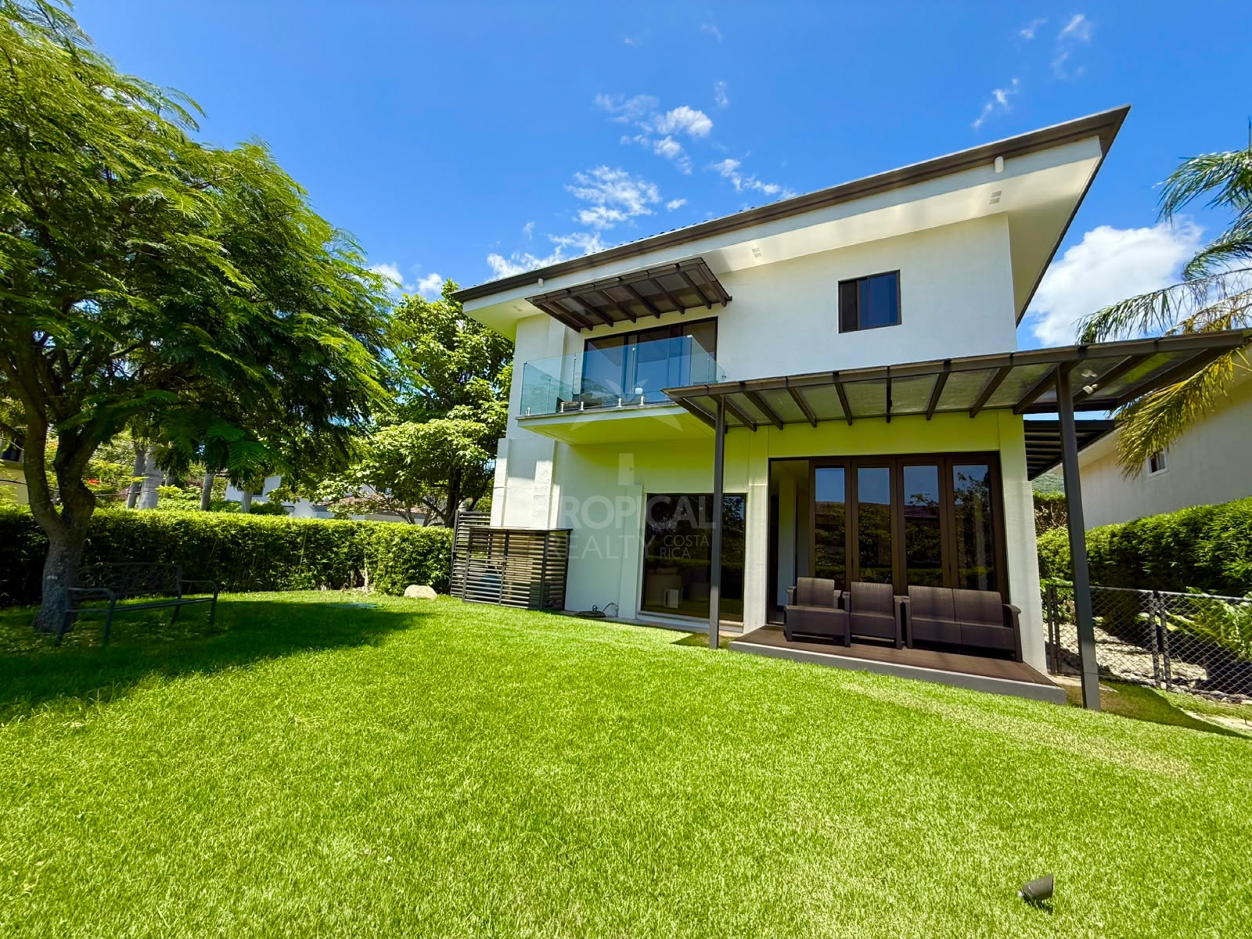 Modern Home in Condominium, Río Oro, Santa Ana | For Sale or Rent