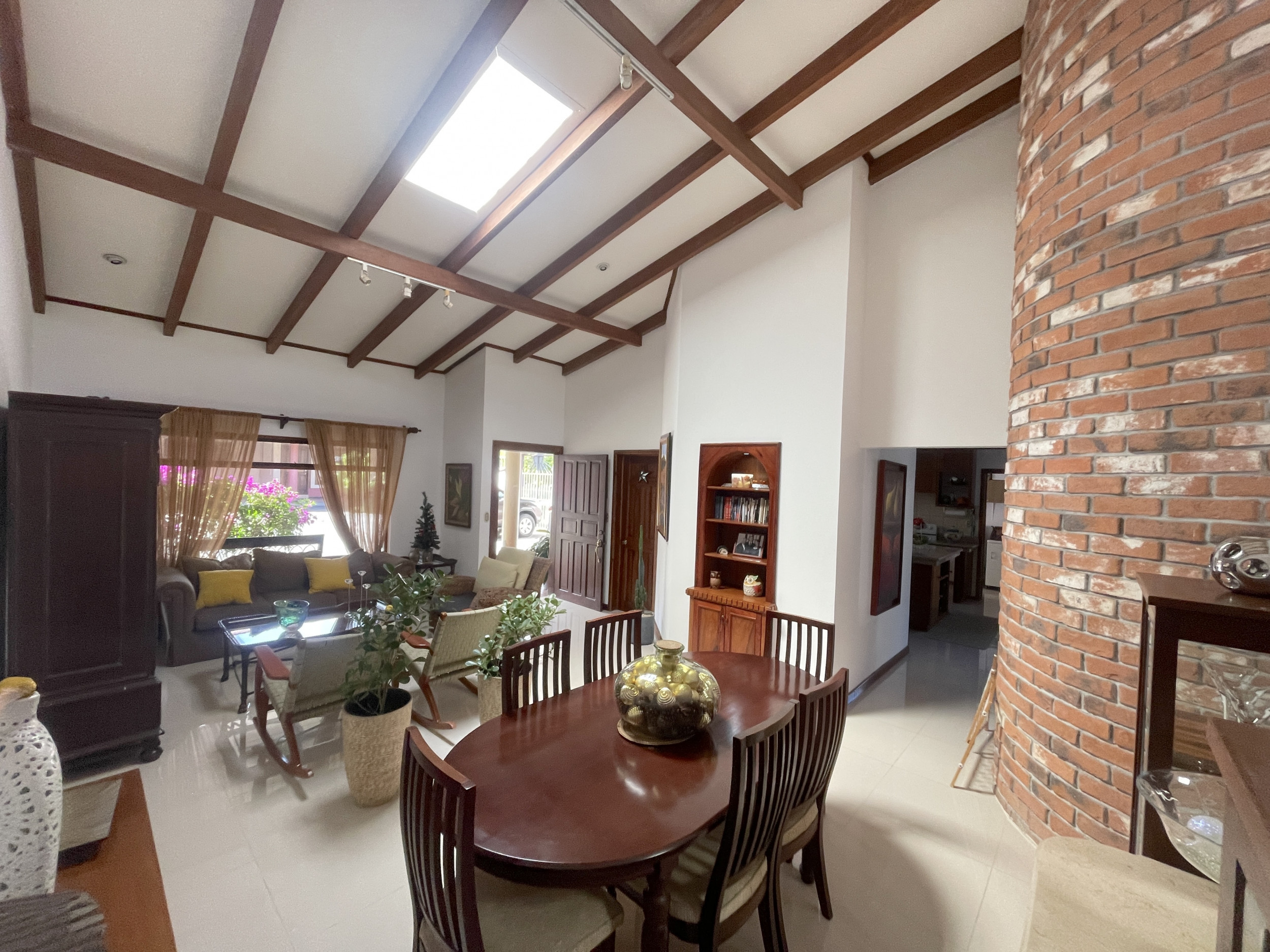 One story house for sale in gated community Santa Ana SOLD