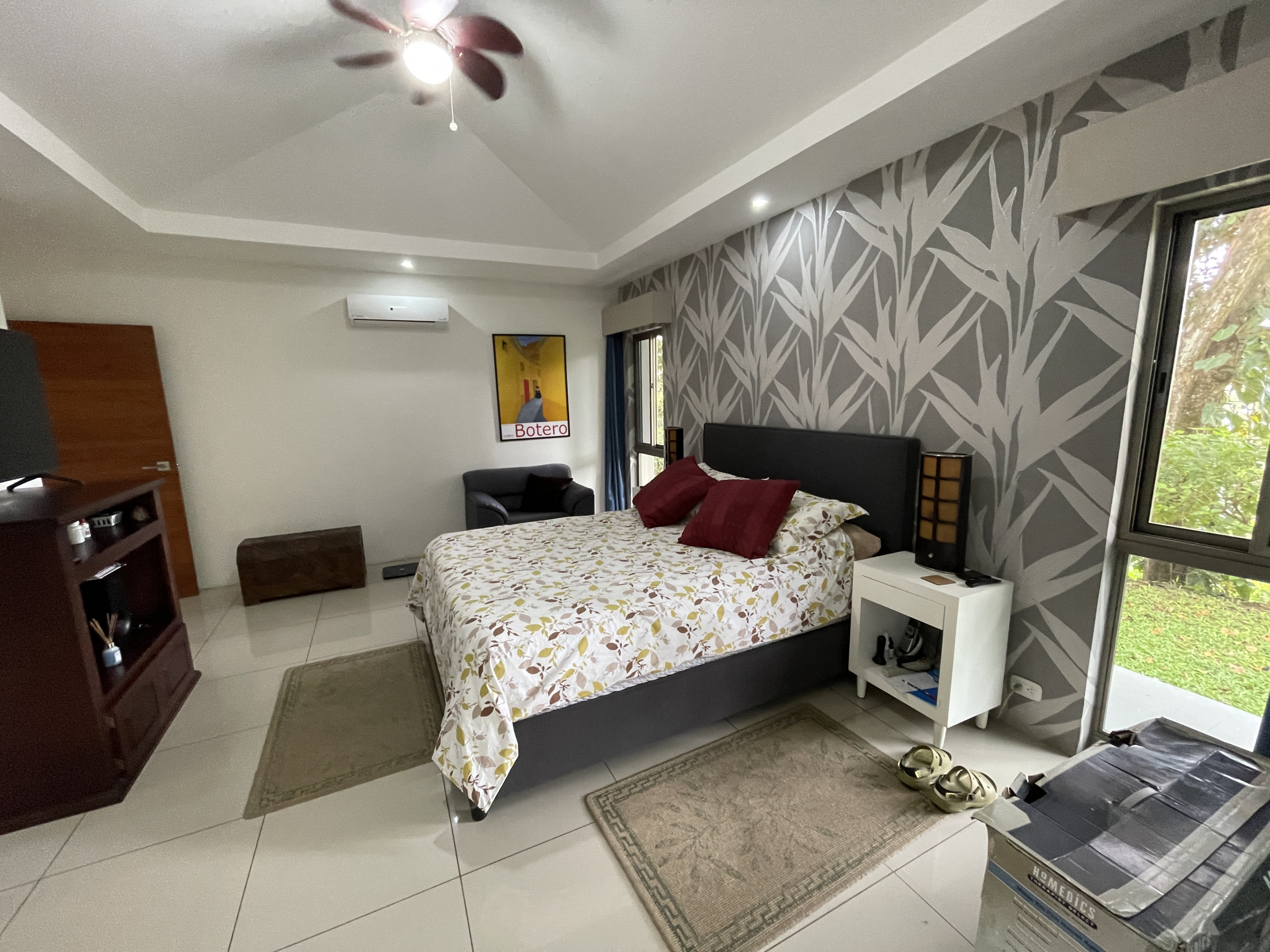 Modern Home for Sale with Views in Brasil de Mora, Ciudad Colón, San José