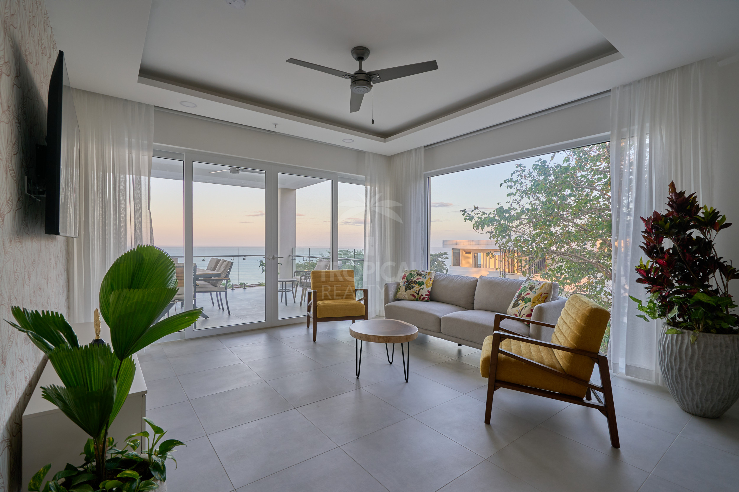 3-Bedroom Ocean View Apartment at Residencia La Vista – Tamarindo