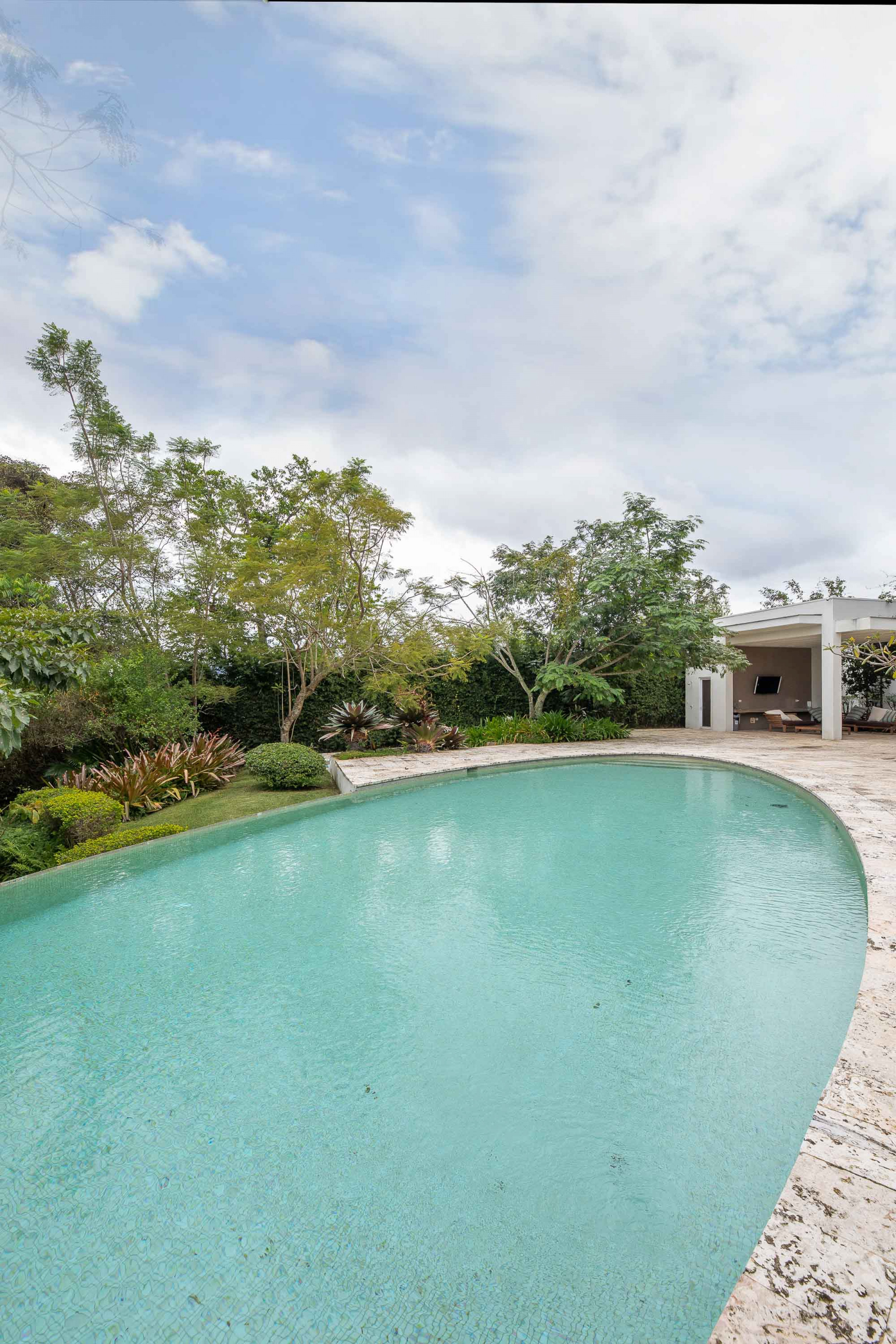 Stunning 1-Bedroom Apartment with Panoramic City Views in Bello Horizonte, Escazu - Luxury Living