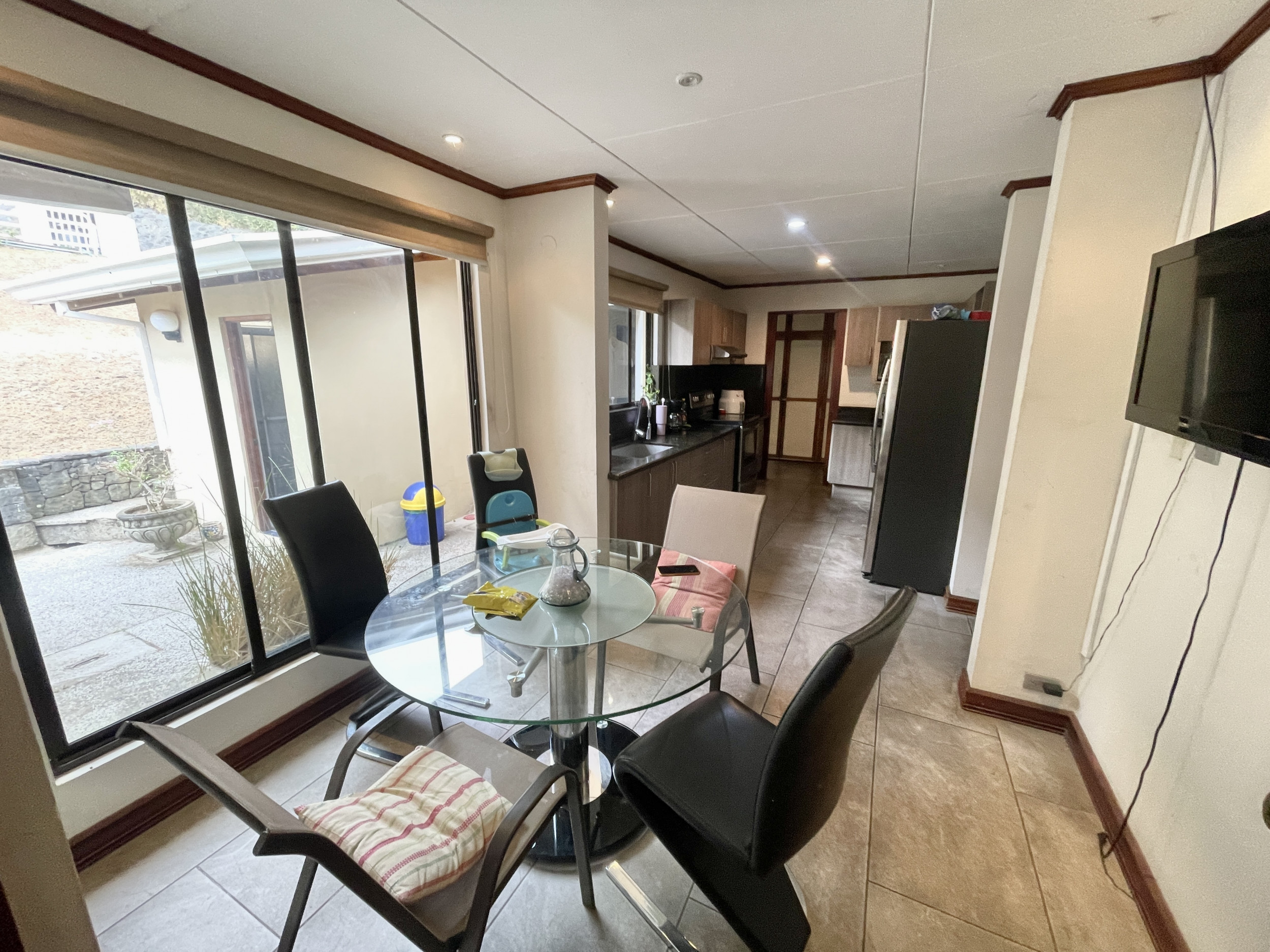 Property with Stunning Views in San Rafael Escazú SOLD