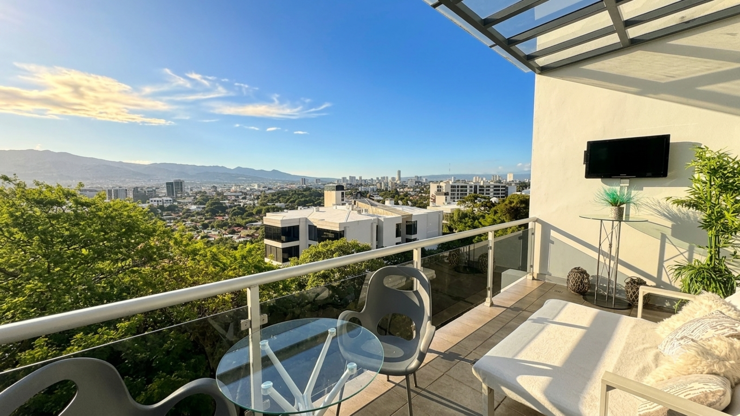 Escazu apartment for rent furnished