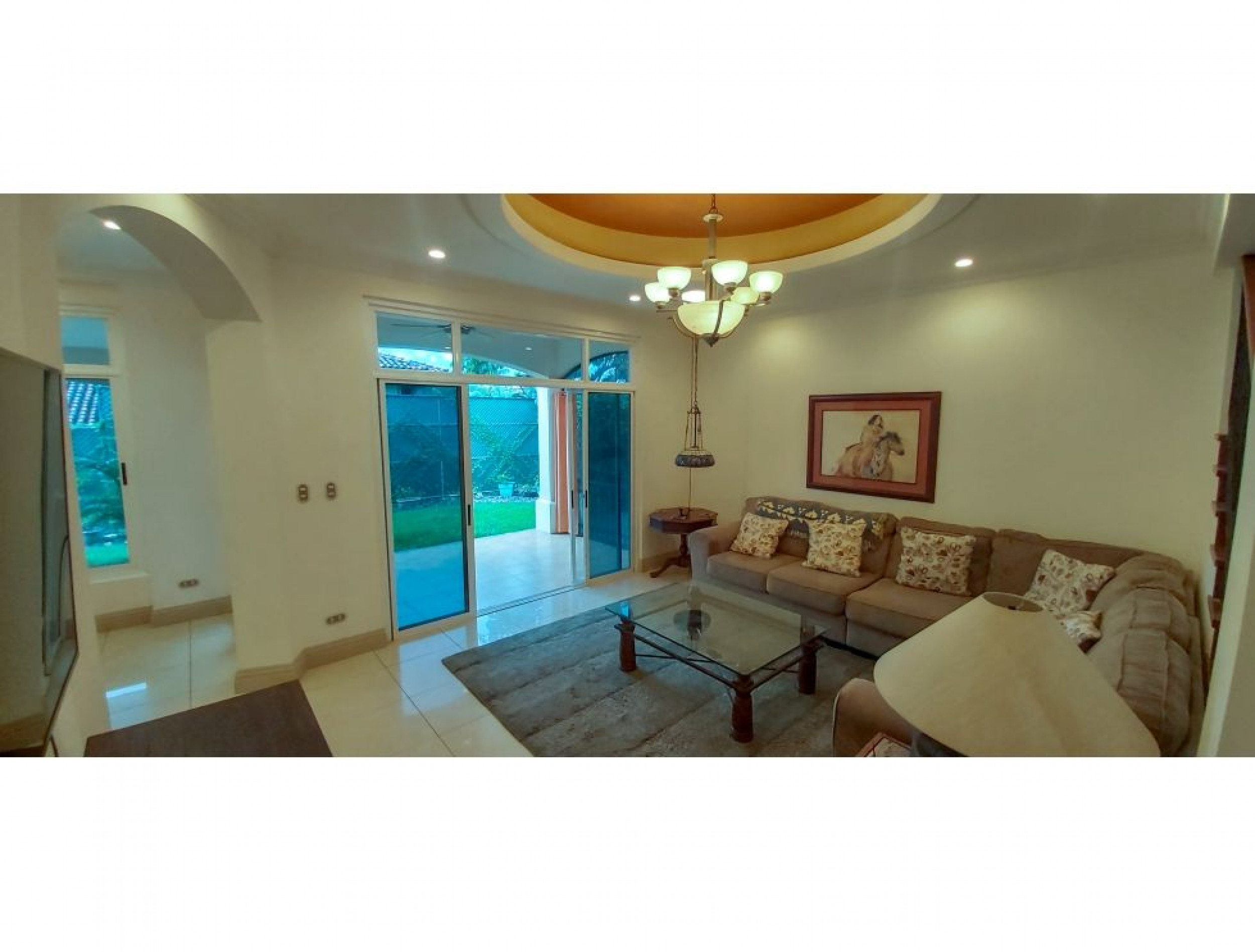 Charming Independent Residence available for Sale, Valle del Sol