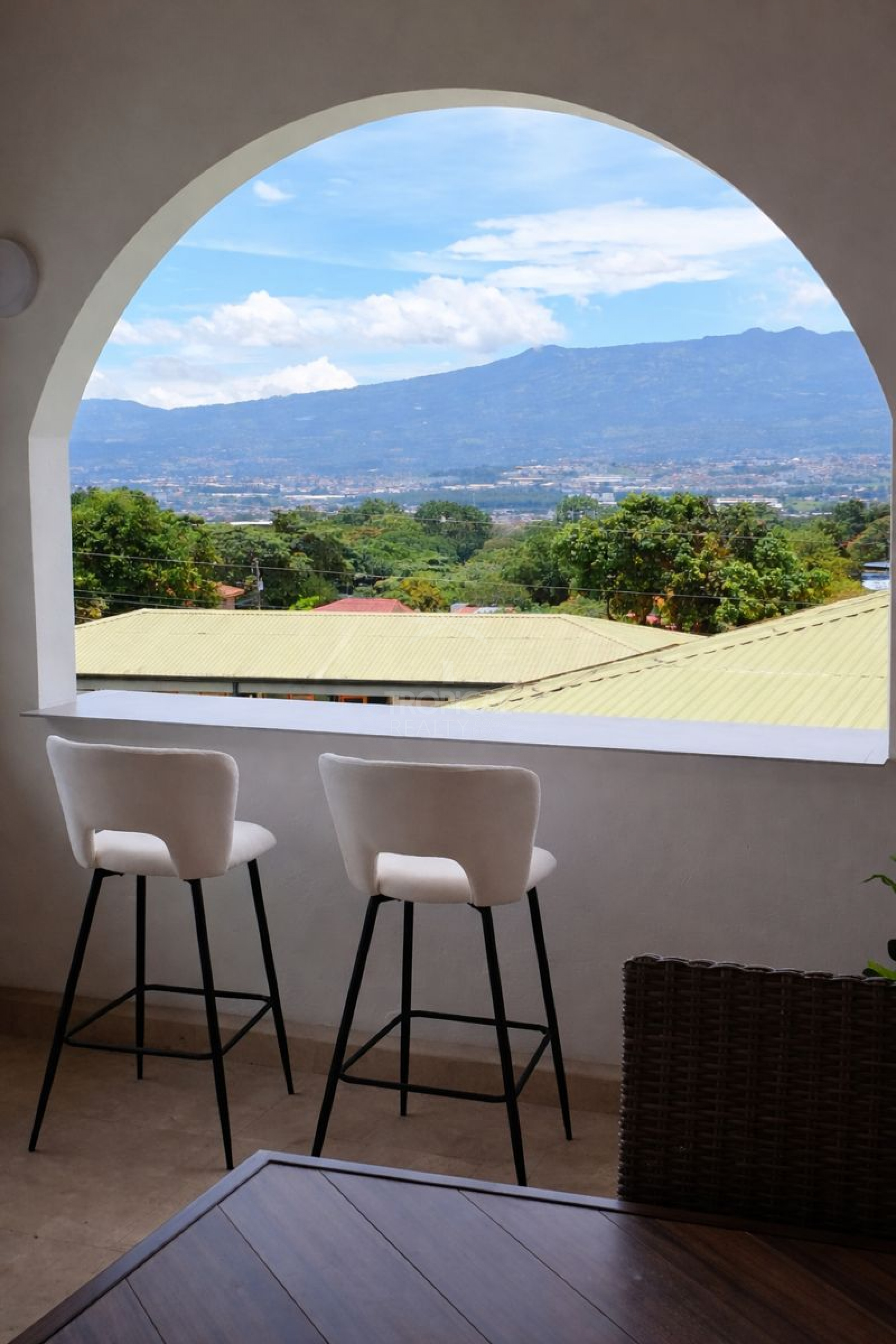 Luxury One-Story Home in Escazú | 5 En-Suite Bedrooms | $695,000 USD