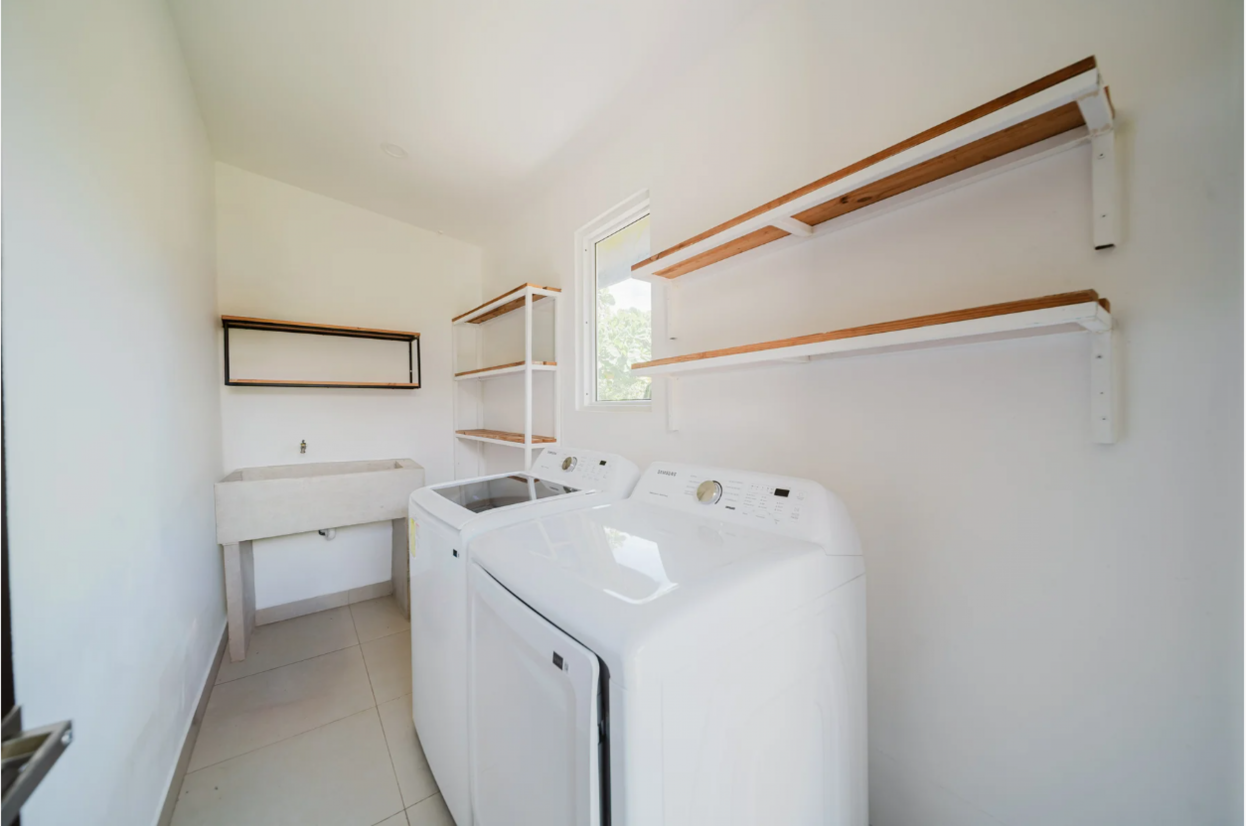 4-Bedroom Townhouse for Sale in Herradura – Reserva Las Lomas near Los Sueños Marina