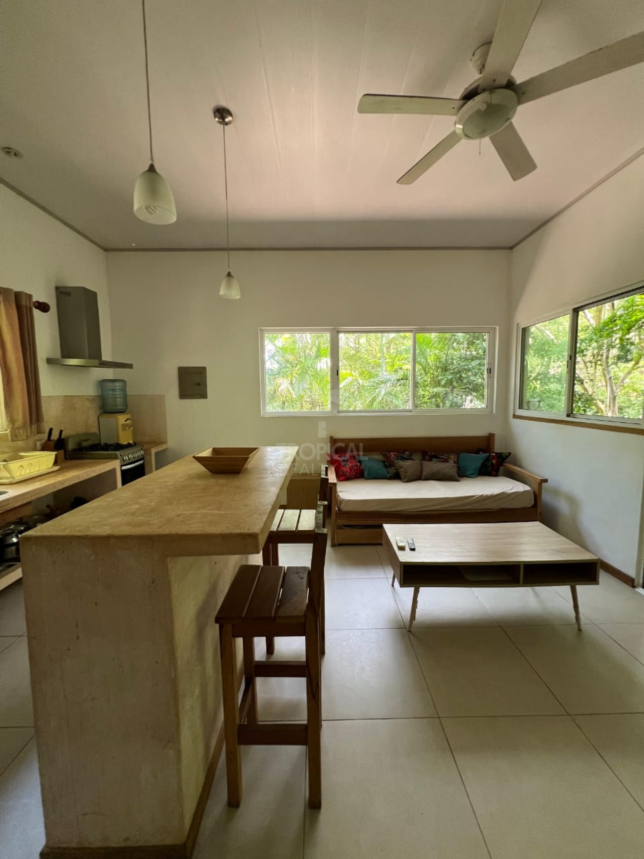 Apartment for Rent in Santa Teresa – Prime Location Near the Beach