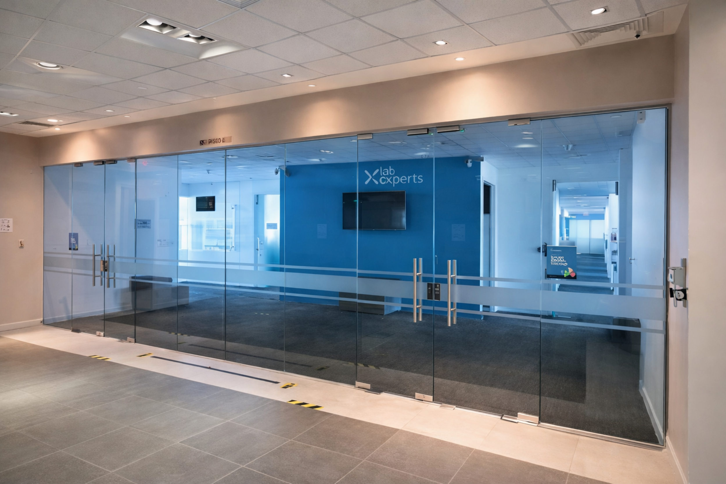 Corporate Office for Lease – Oficentro Condal, San Pedro | 1,007 m²