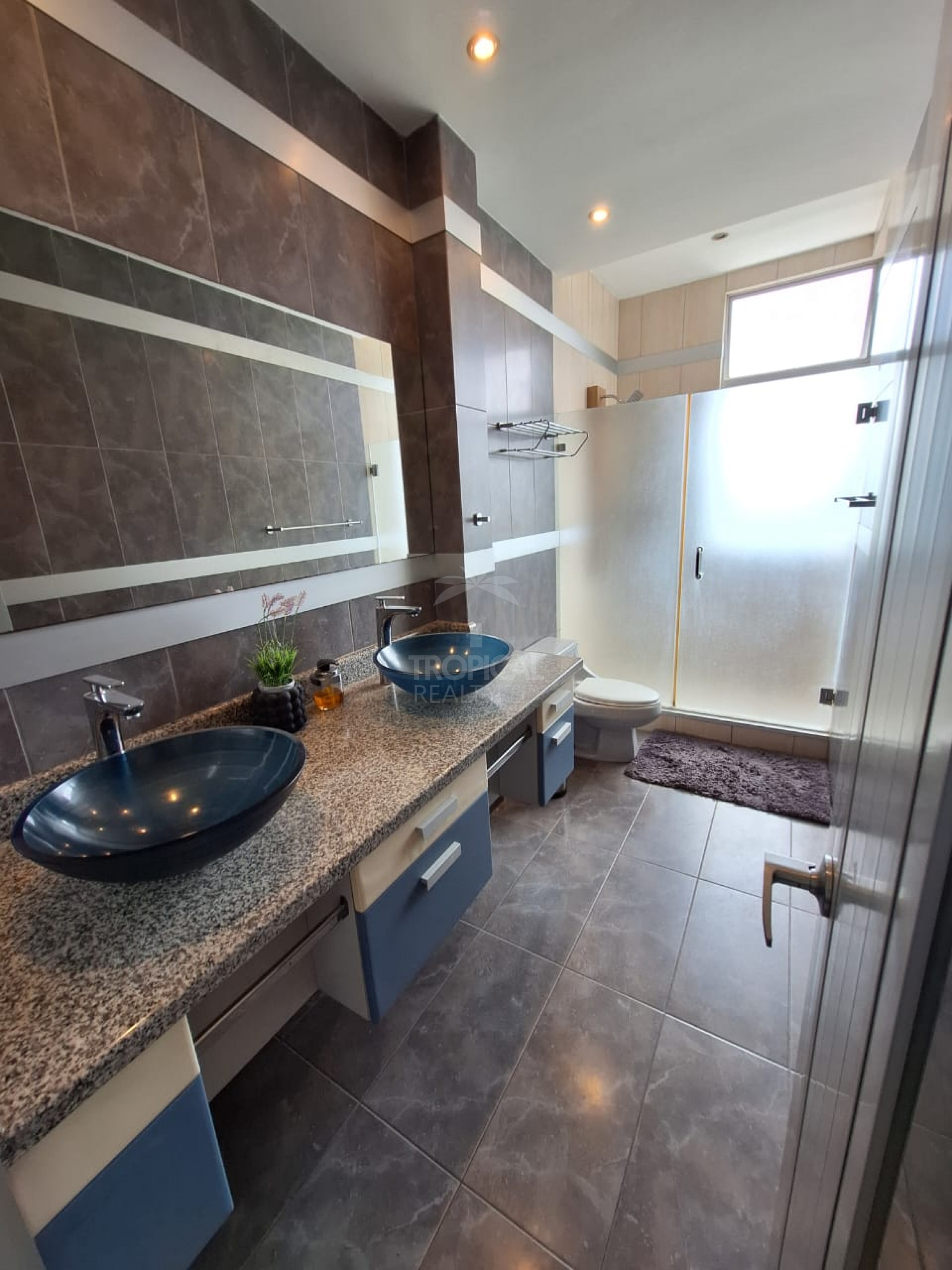Escazu apartment for rent furnished