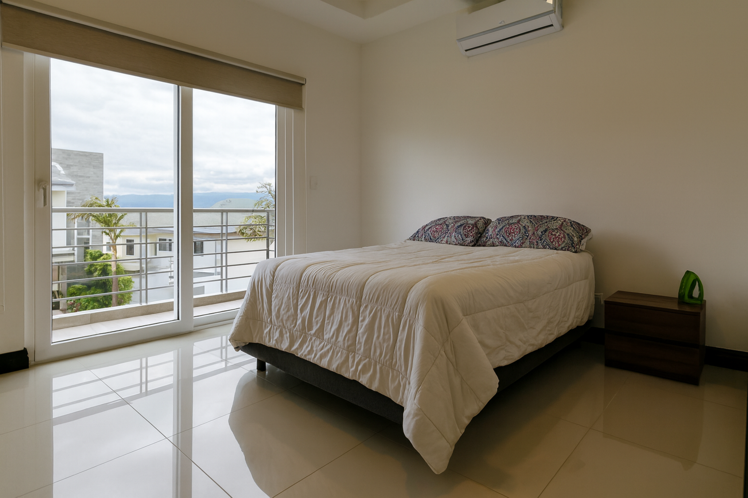 Contemporary Townhouse for Sale – Guachipelín, Escazú | $290,000 USD