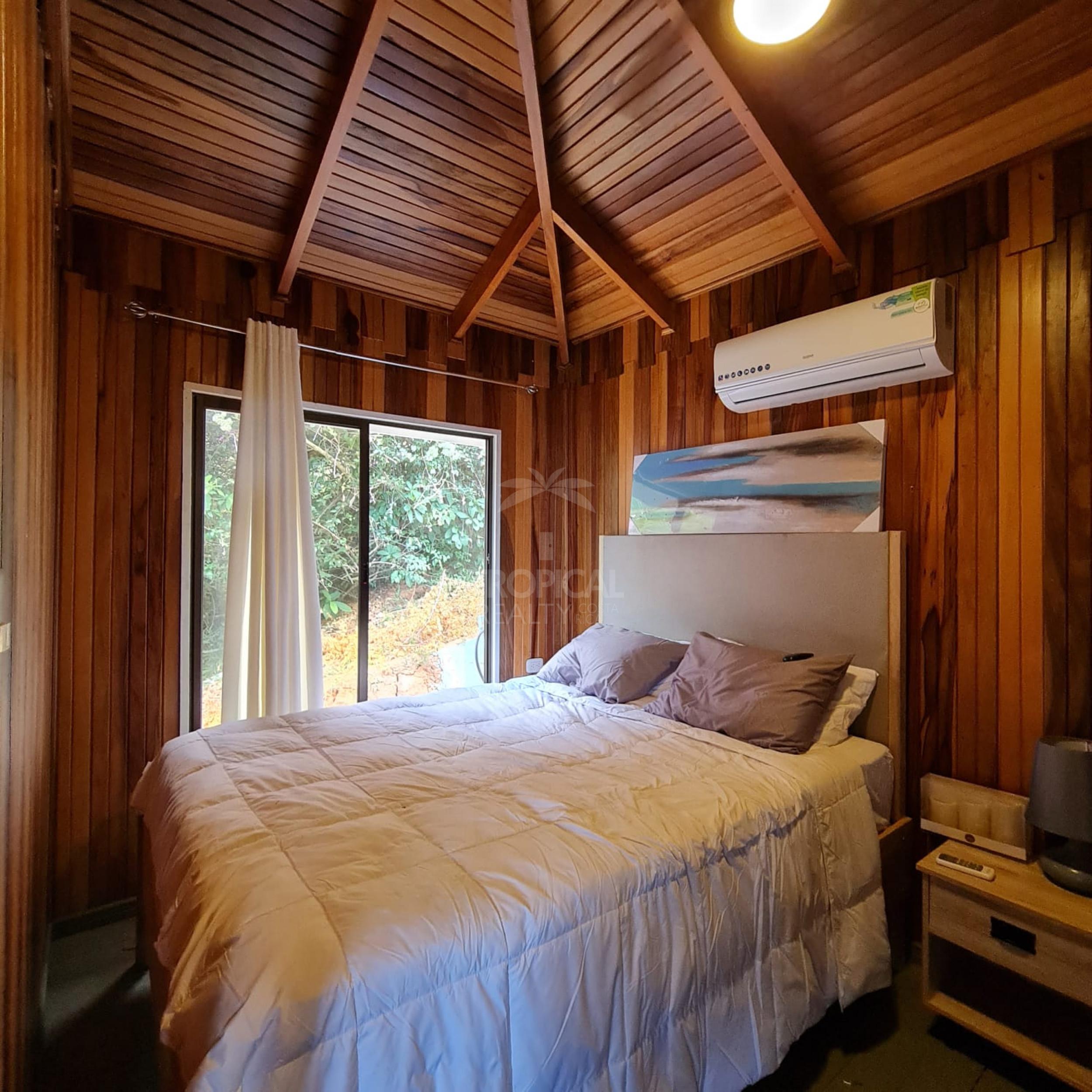 Ocean-View Boutique Hotel in Dominical – 13 Turn-Key Units on 1 Hectare