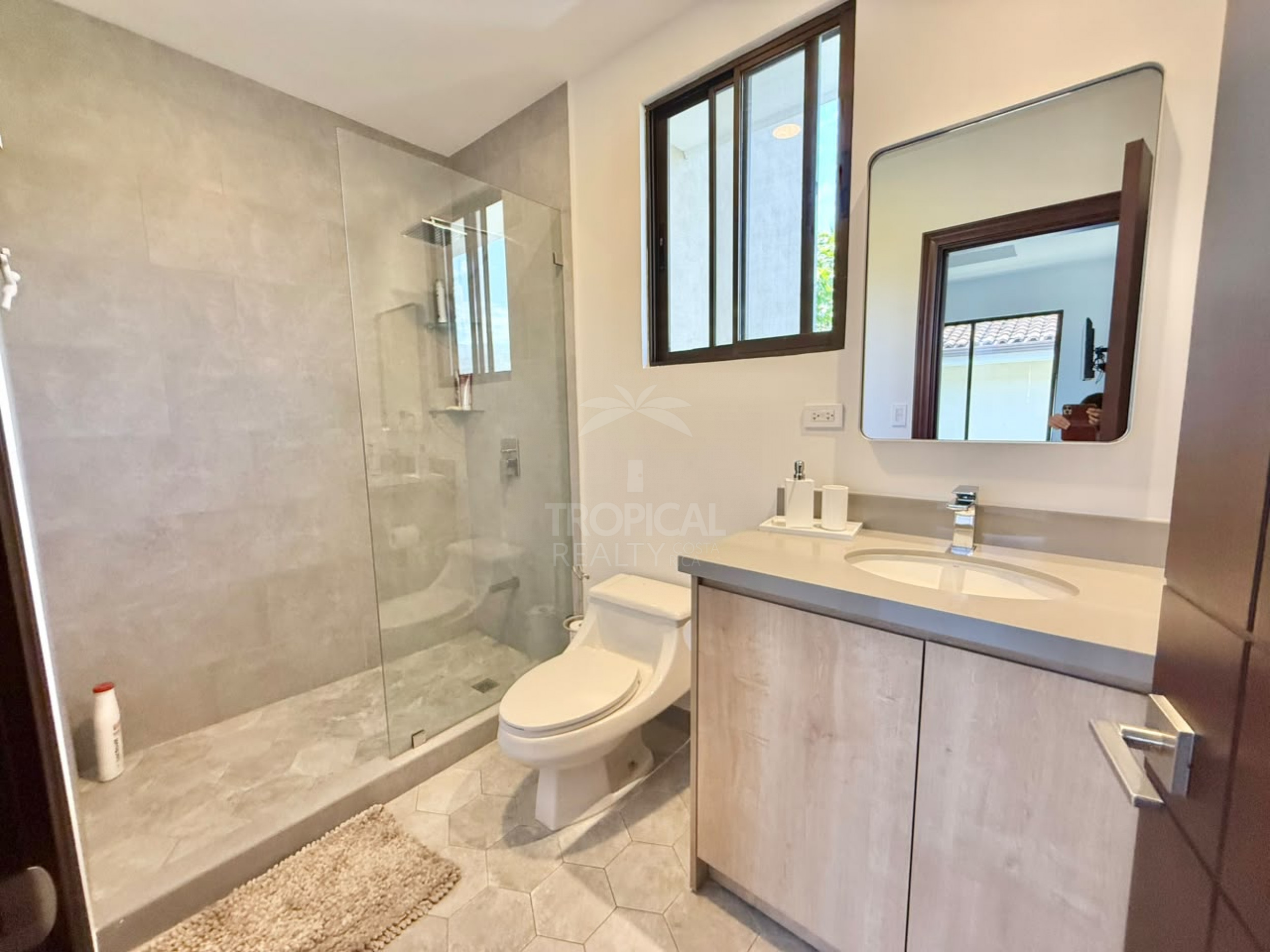Modern Home in Condominium, Río Oro, Santa Ana | For Sale or Rent