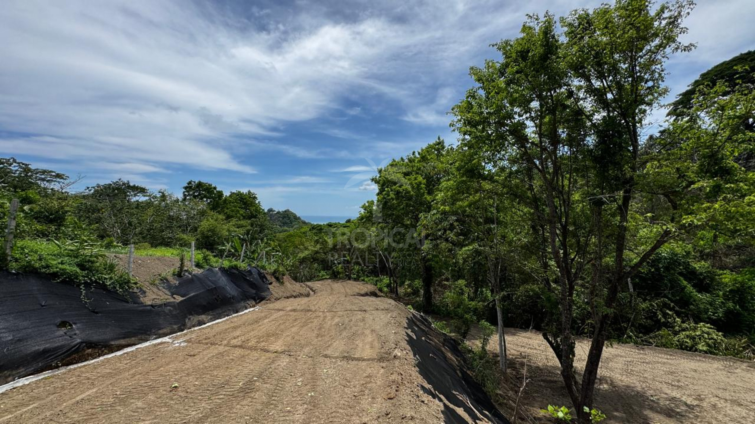 Ocean-view lot for sale in Malpais, Santa Teresa