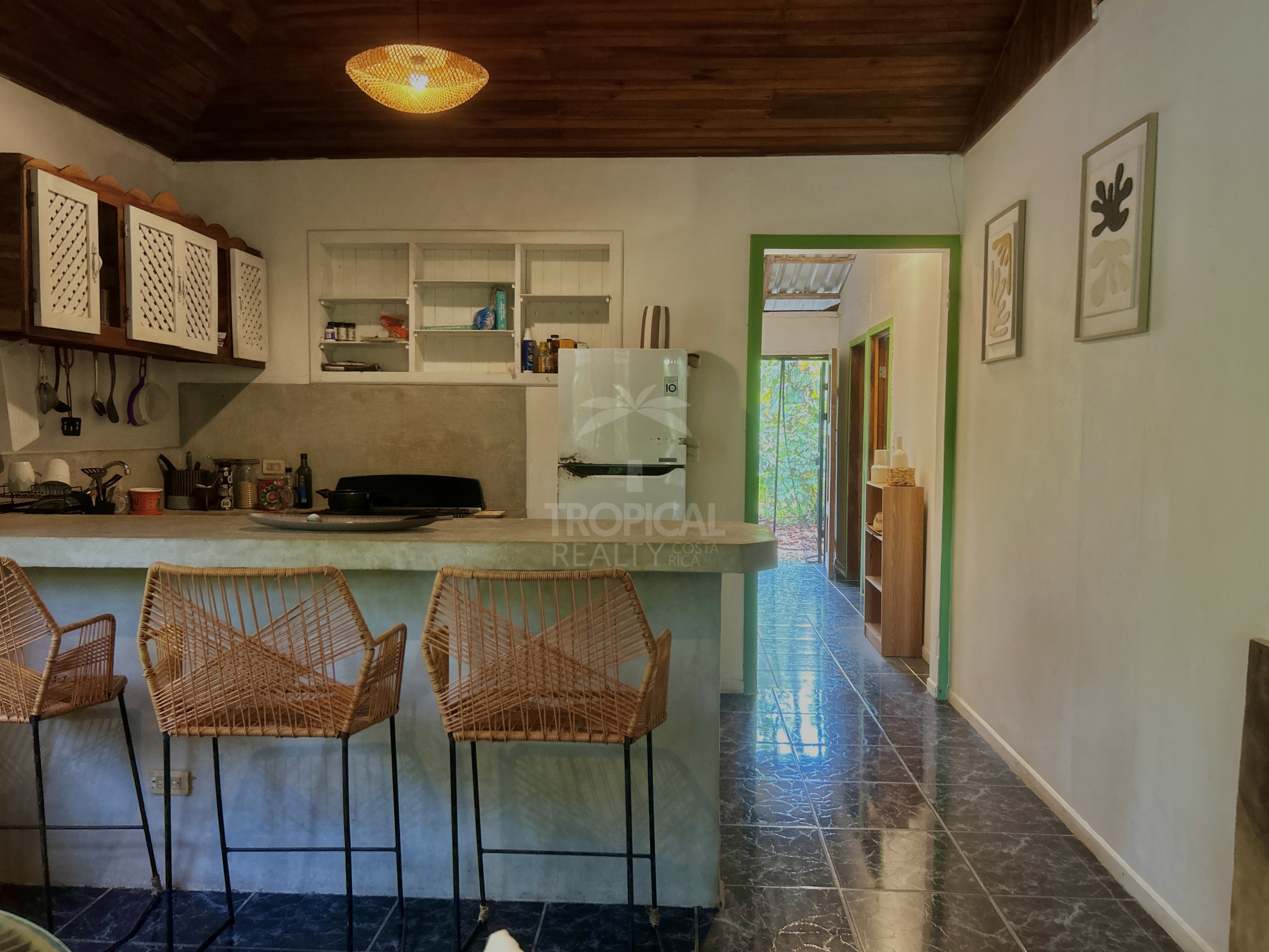 Long-Term Rental Home in Malpaís – Walking Distance to the Beach & 8 Minutes from Santa Teresa
