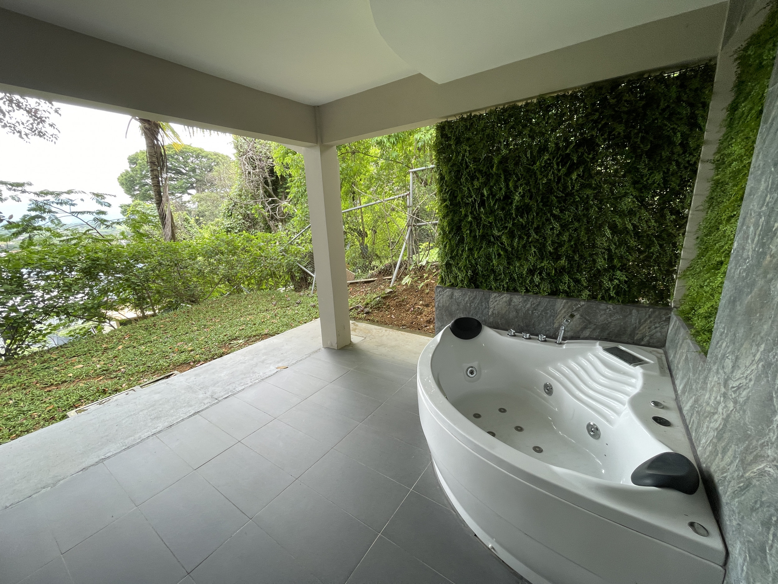 Modern Home for Sale with Views in Brasil de Mora, Ciudad Colón, San José