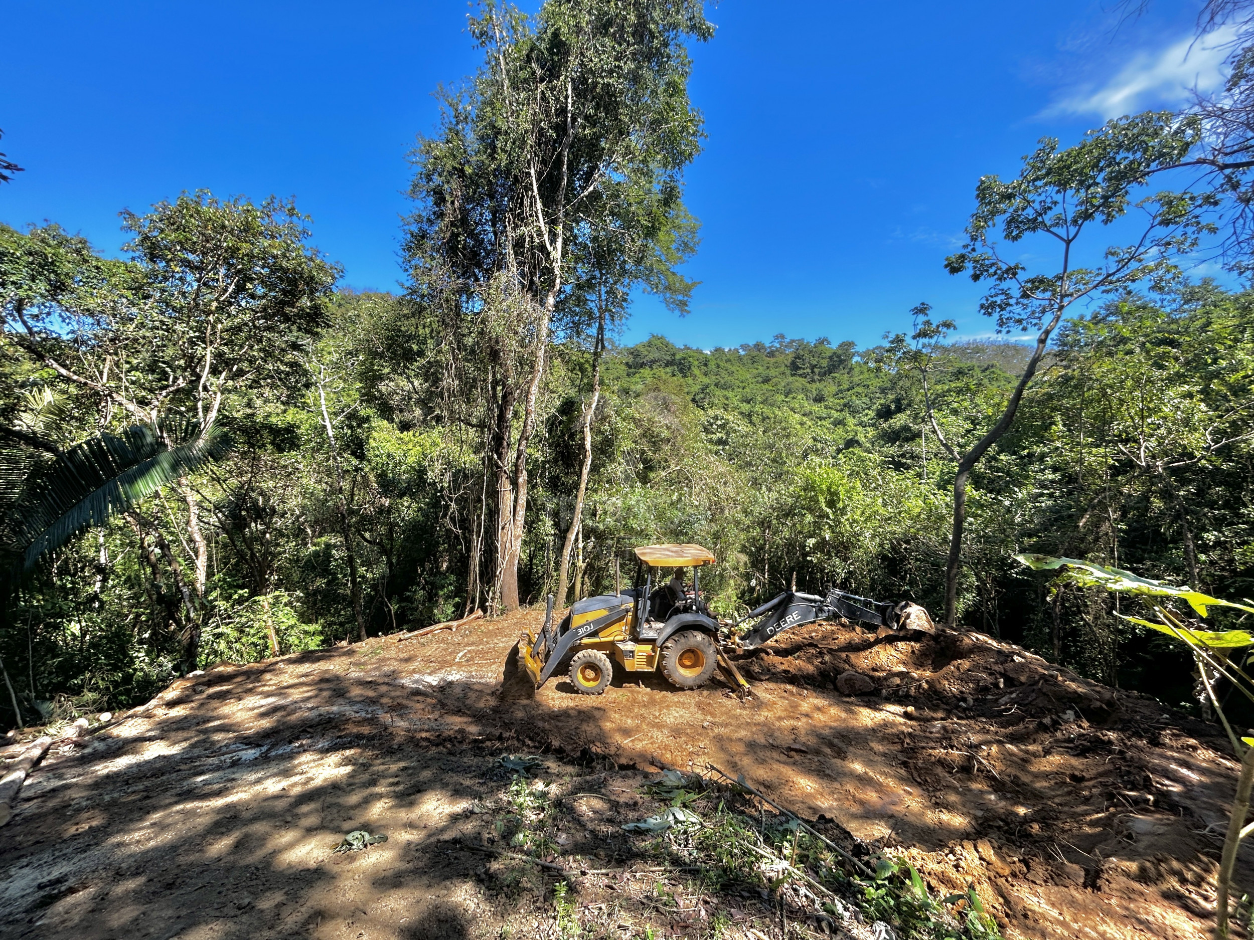 Lot for Sale – Mountain Paradise Near Playa Hermosa, Santa Teresa