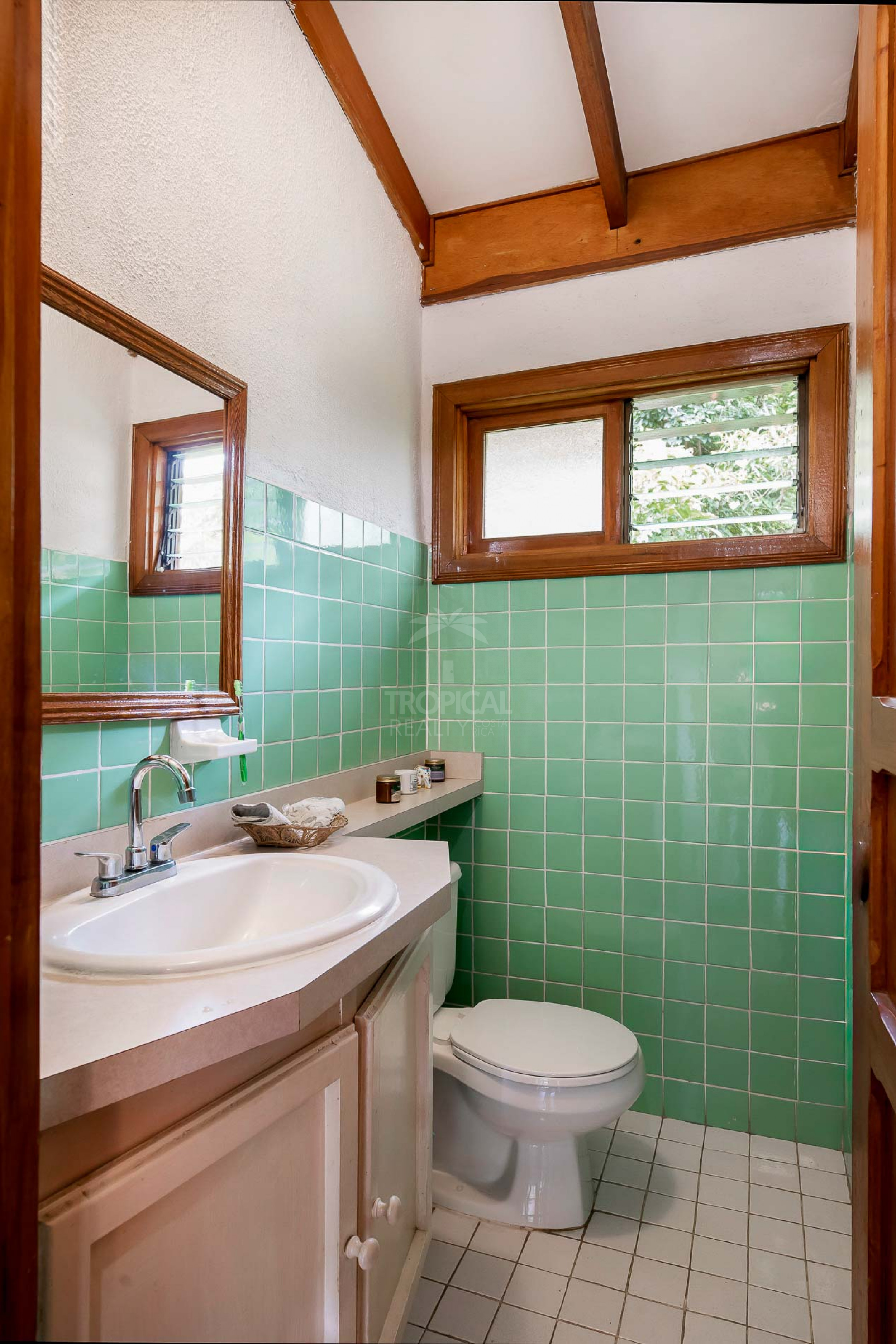 Coffee Hacienda-Style Home for Sale in Valle Verde, San Antonio de Escazú | Riverfront on the San Rafael River