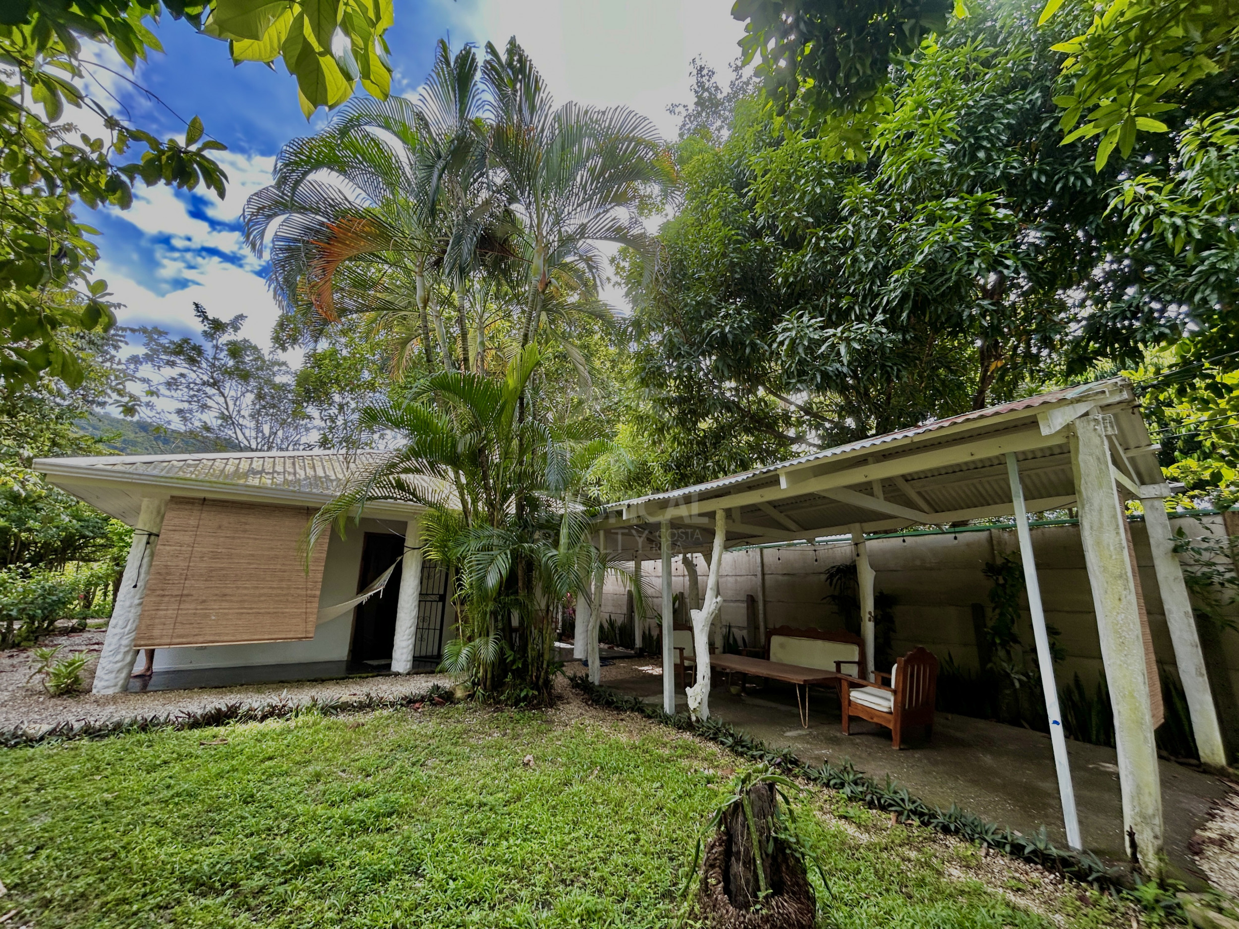 Long-Term Rental Home in Malpaís – Walking Distance to the Beach & 8 Minutes from Santa Teresa