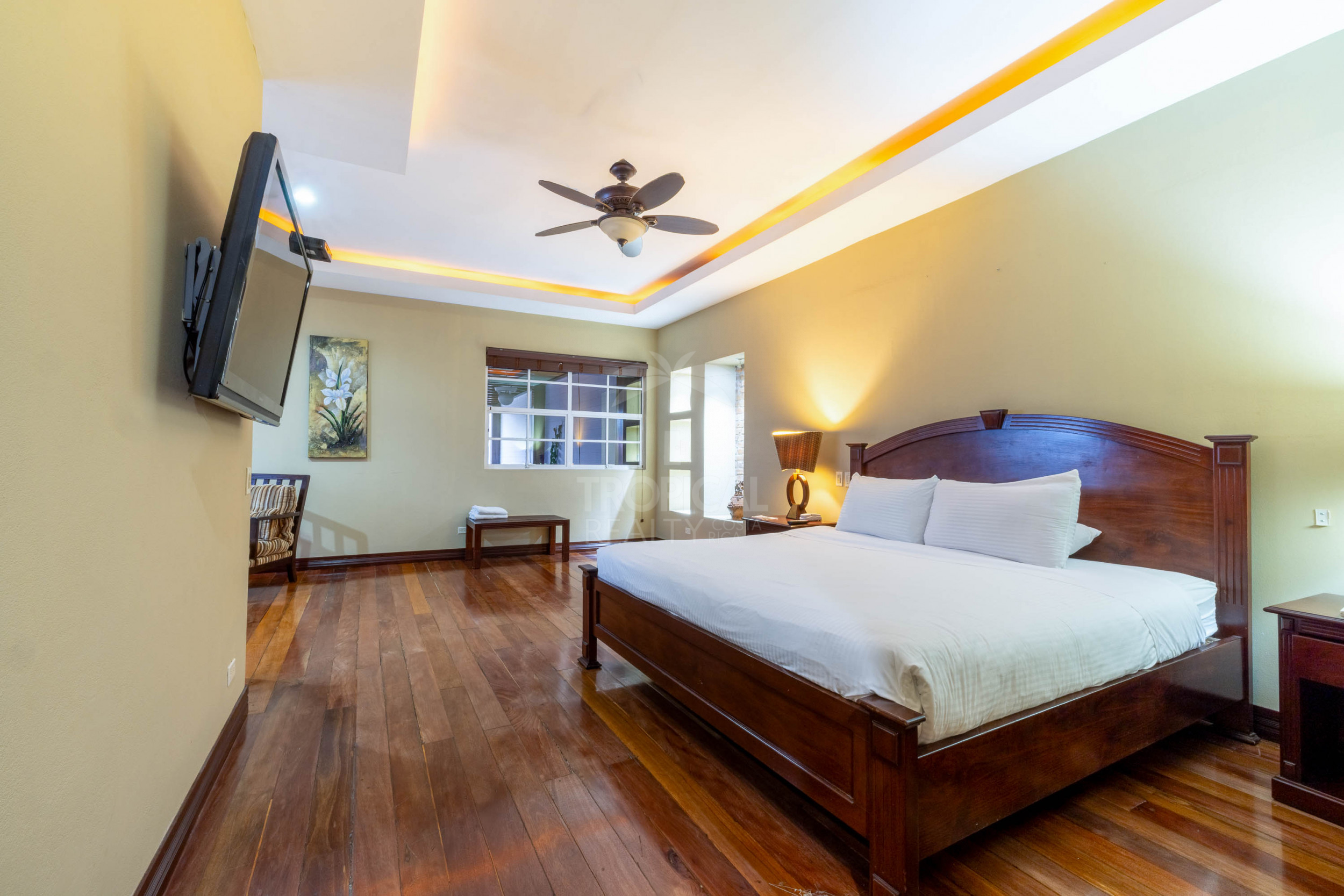 Boutique Hotel for Sale in Barrio Amón – Historic Property with High Development Potential