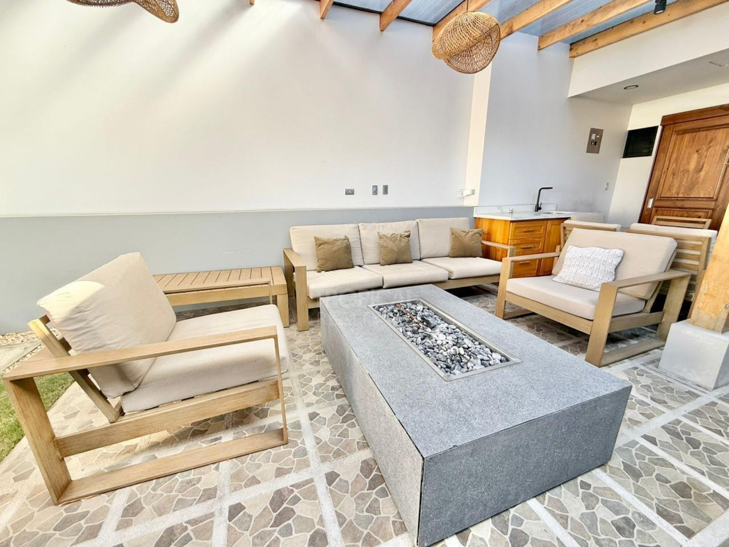 Independent Home for Sale  – Los Laureles, Escazú