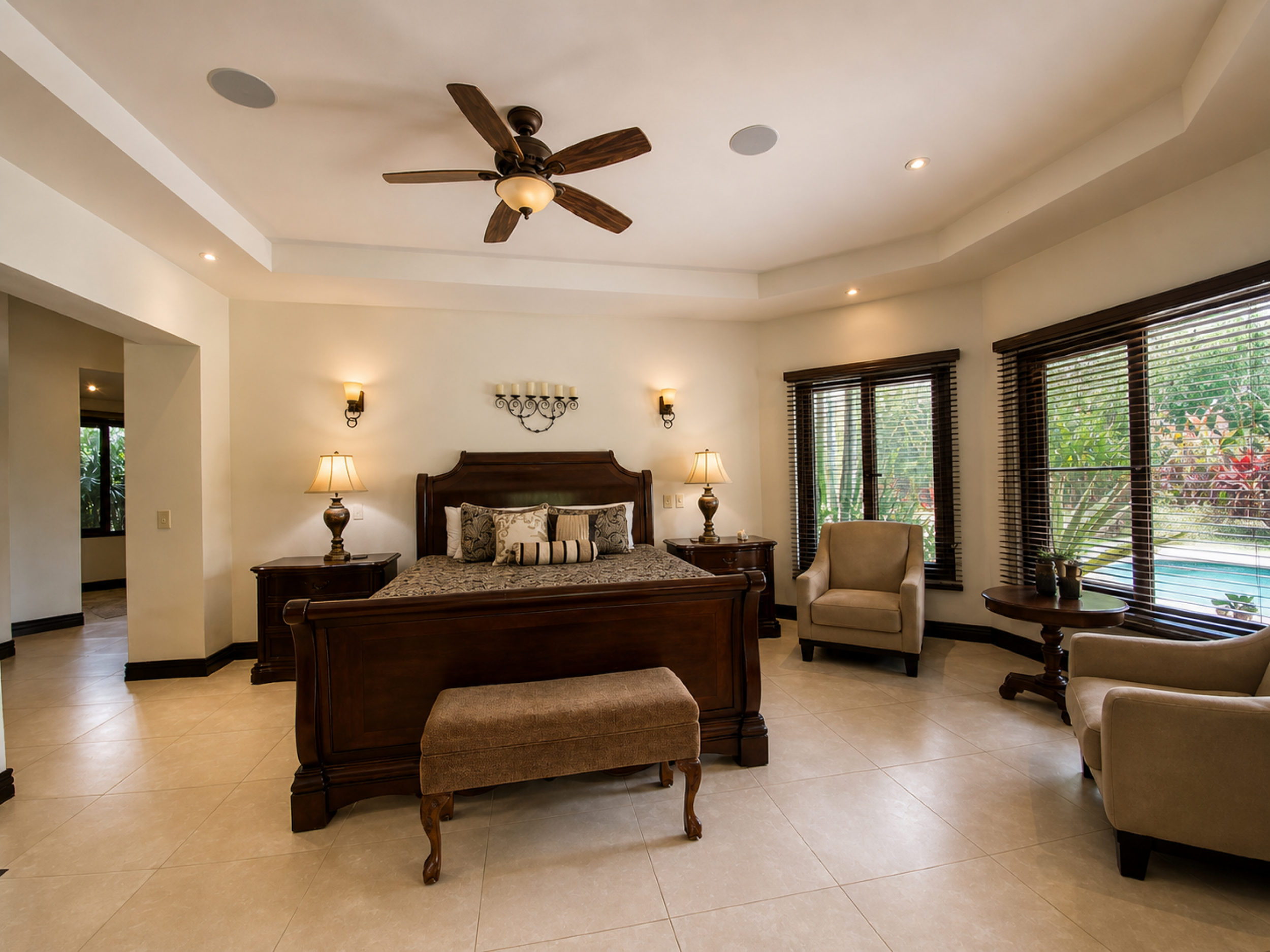 Luxury house for sale Hacienda Los Reyes La Guacima