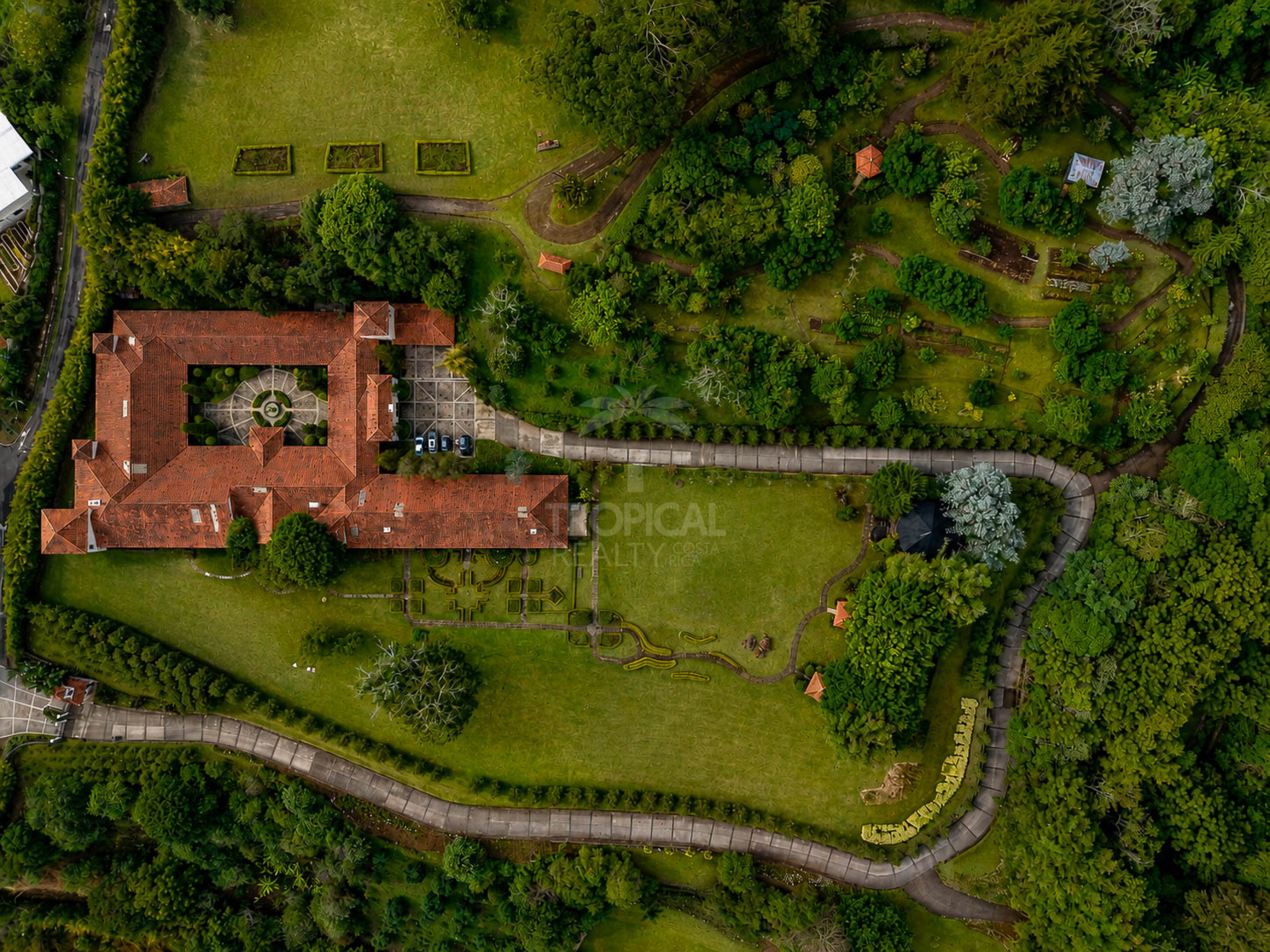 Las Catalinas de Pico Blanco – Costa Rica's Iconic Mountain Estate