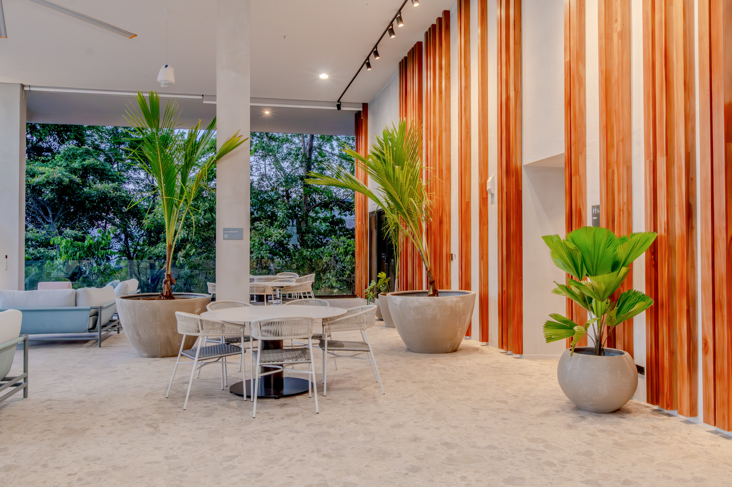 Luxurious Beachfront Apartment for Sale in Herradura, Puntarenas: Nerea Apartments
