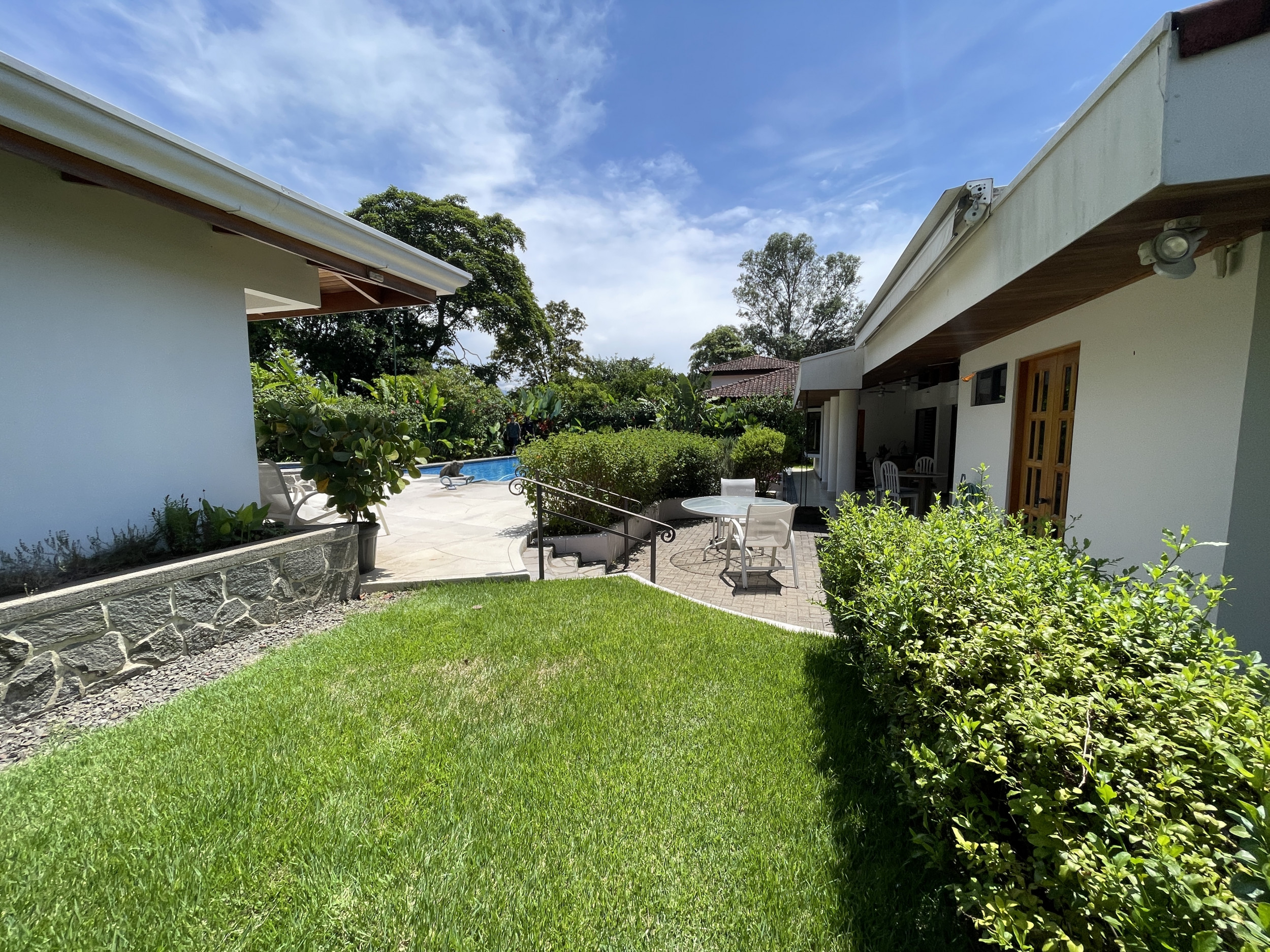 For Sale, Single-Story House with Pool Los Reyes SOLD