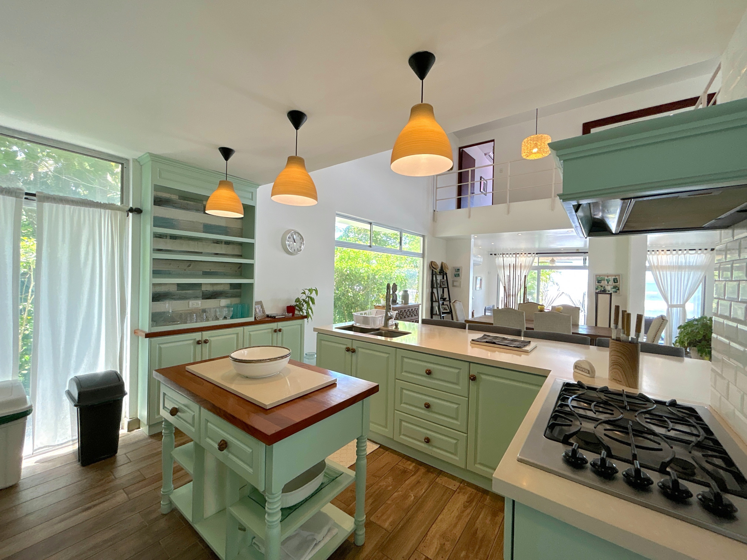 Oceanfront Luxury Villa for Rent in Playa Tivives, Costa Rica
