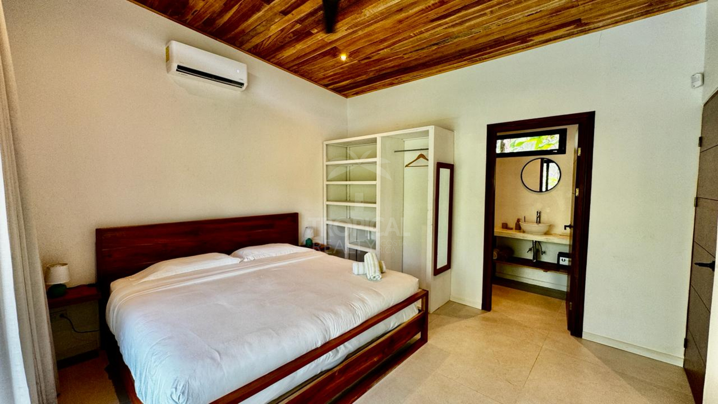 Charming One-Bedroom Home with Pool in Santiago – Just Minutes from Playa Hermosa