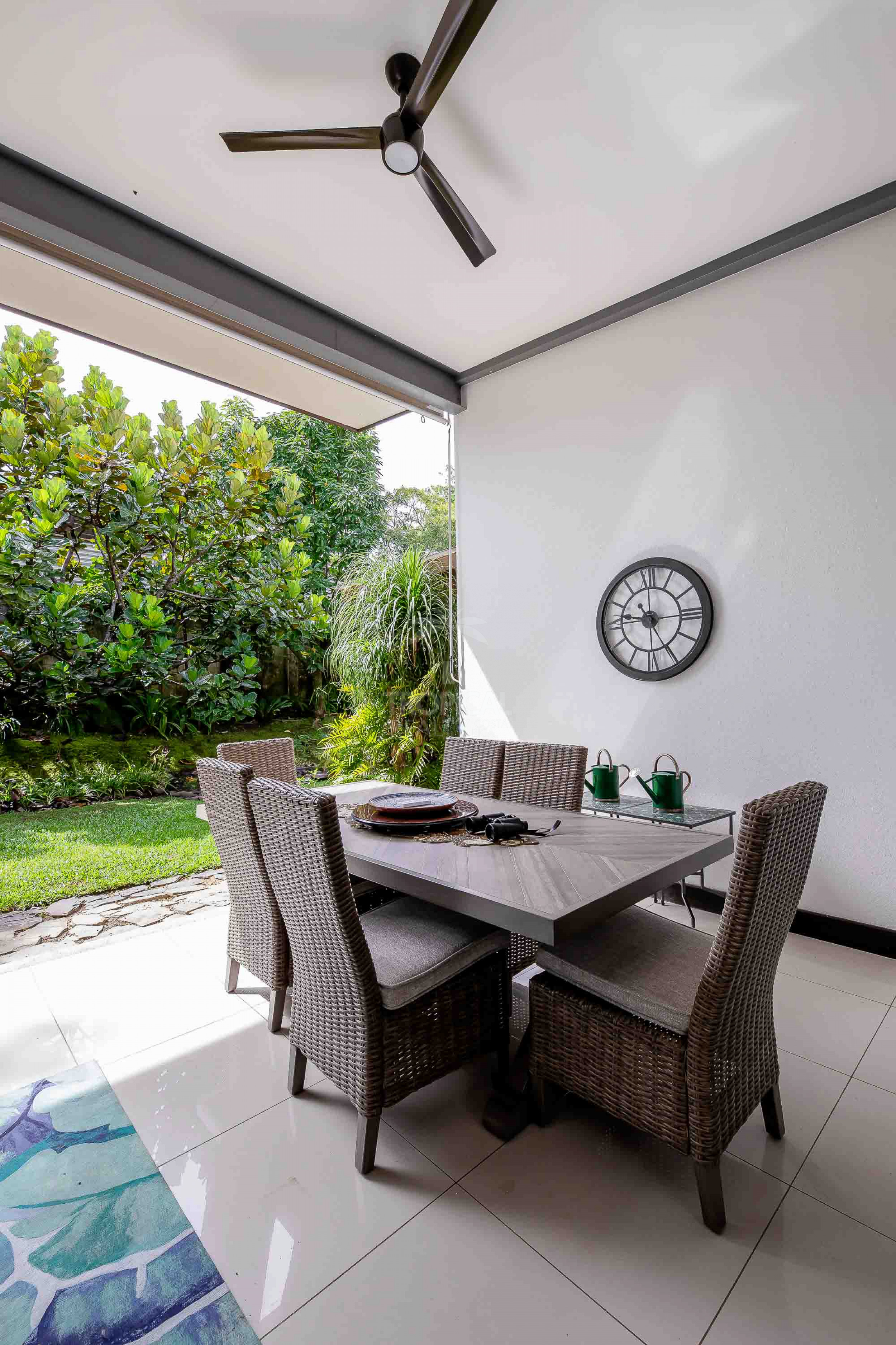 Casa Bougainvillea – Single-Story Luxury Home in Santa Ana with Expansive Private Garden