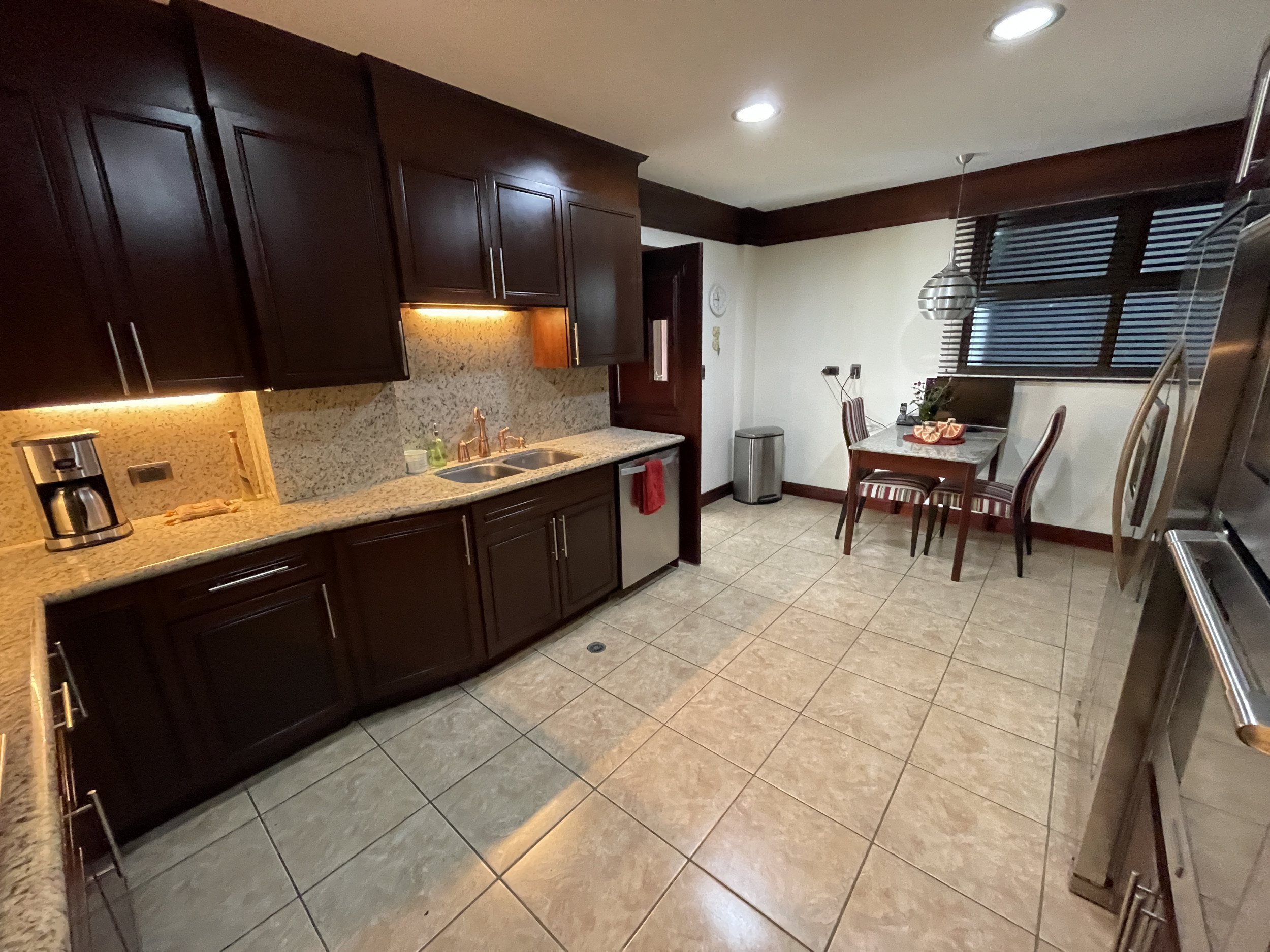 Trejos Montealegre, elegant apartment for sale SOLD